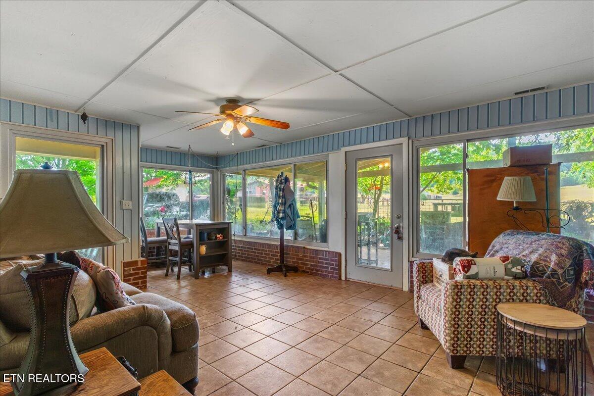 1245 Paint Rock Valley Road Philadelphia TN 37846