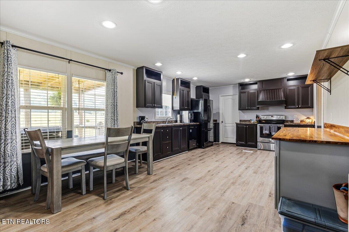 1245 Paint Rock Valley Road Philadelphia TN 37846