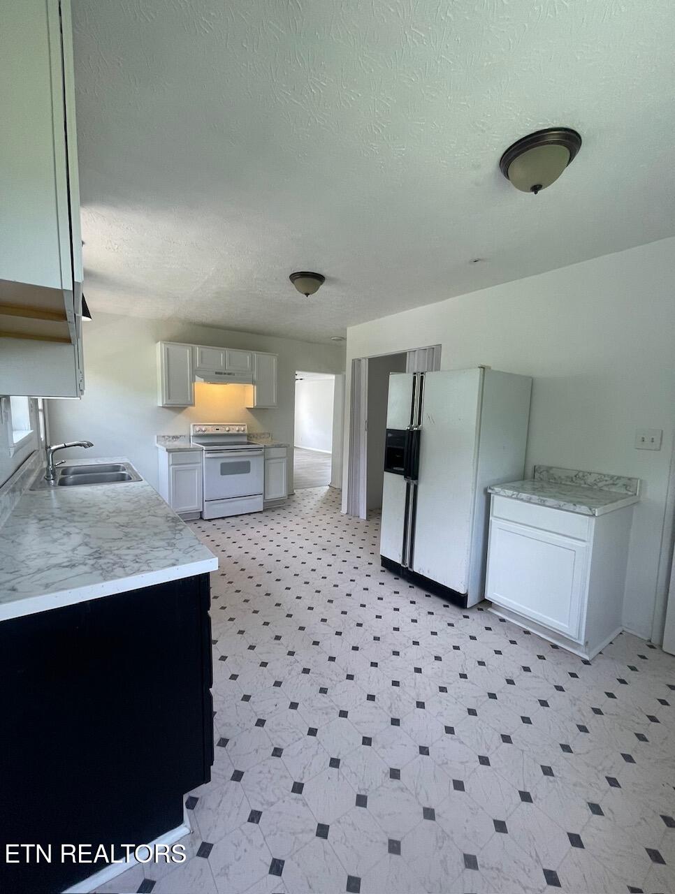 116 Flanders Avenue Harriman TN 37748