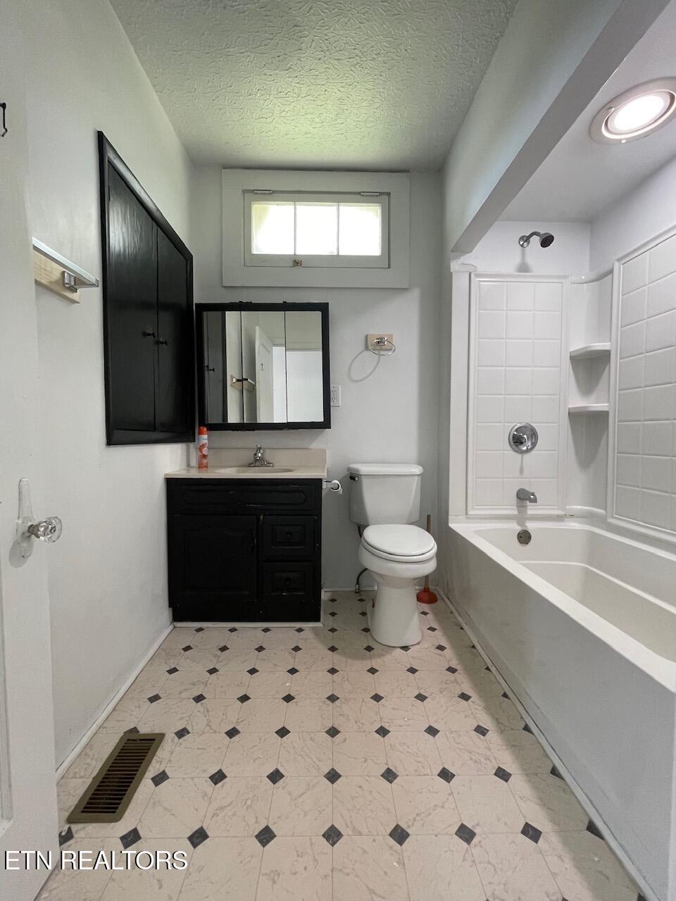 116 Flanders Avenue Harriman TN 37748