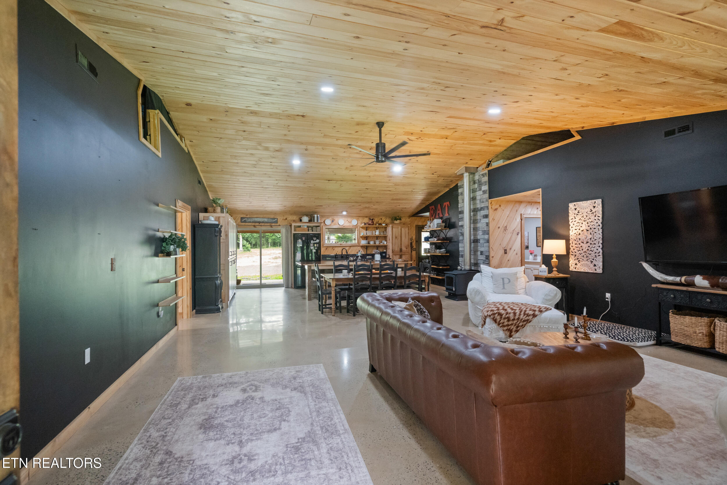904 Meadows Drive Spencer TN 38585