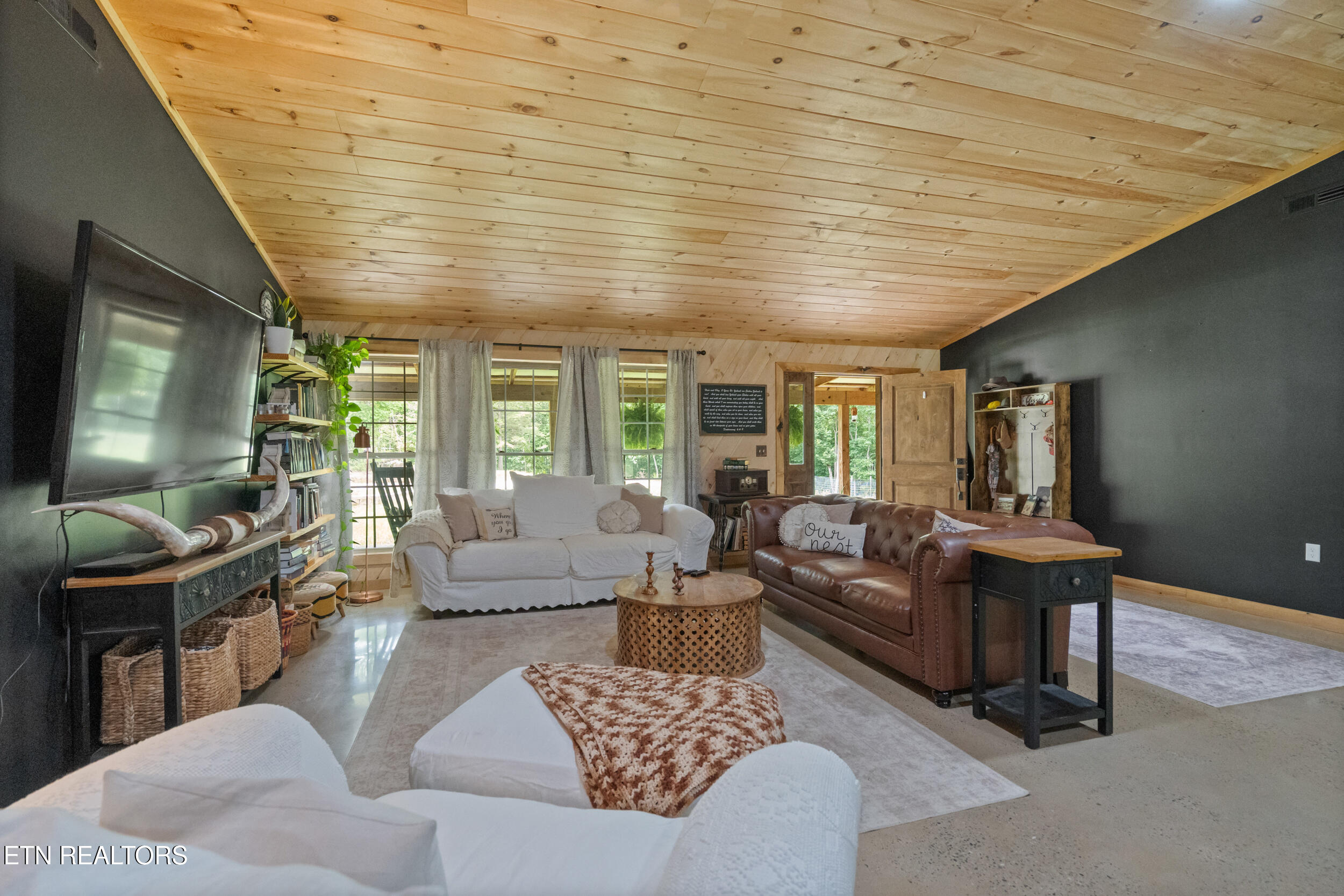 904 Meadows Drive Spencer TN 38585