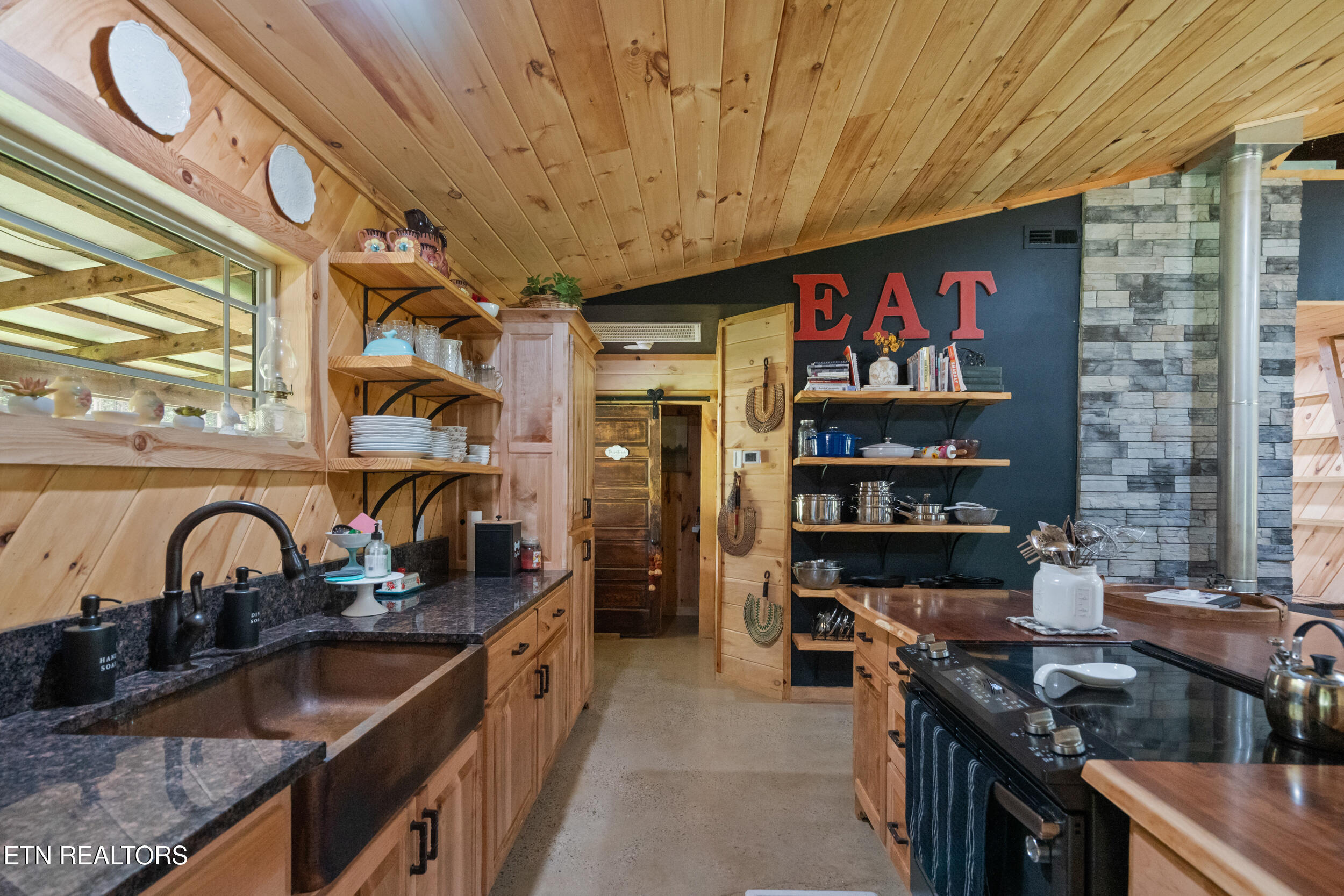 904 Meadows Drive Spencer TN 38585