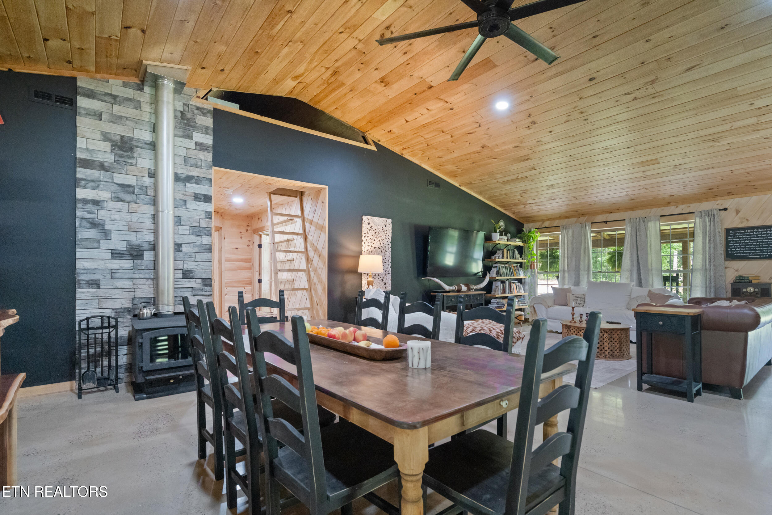 904 Meadows Drive Spencer TN 38585