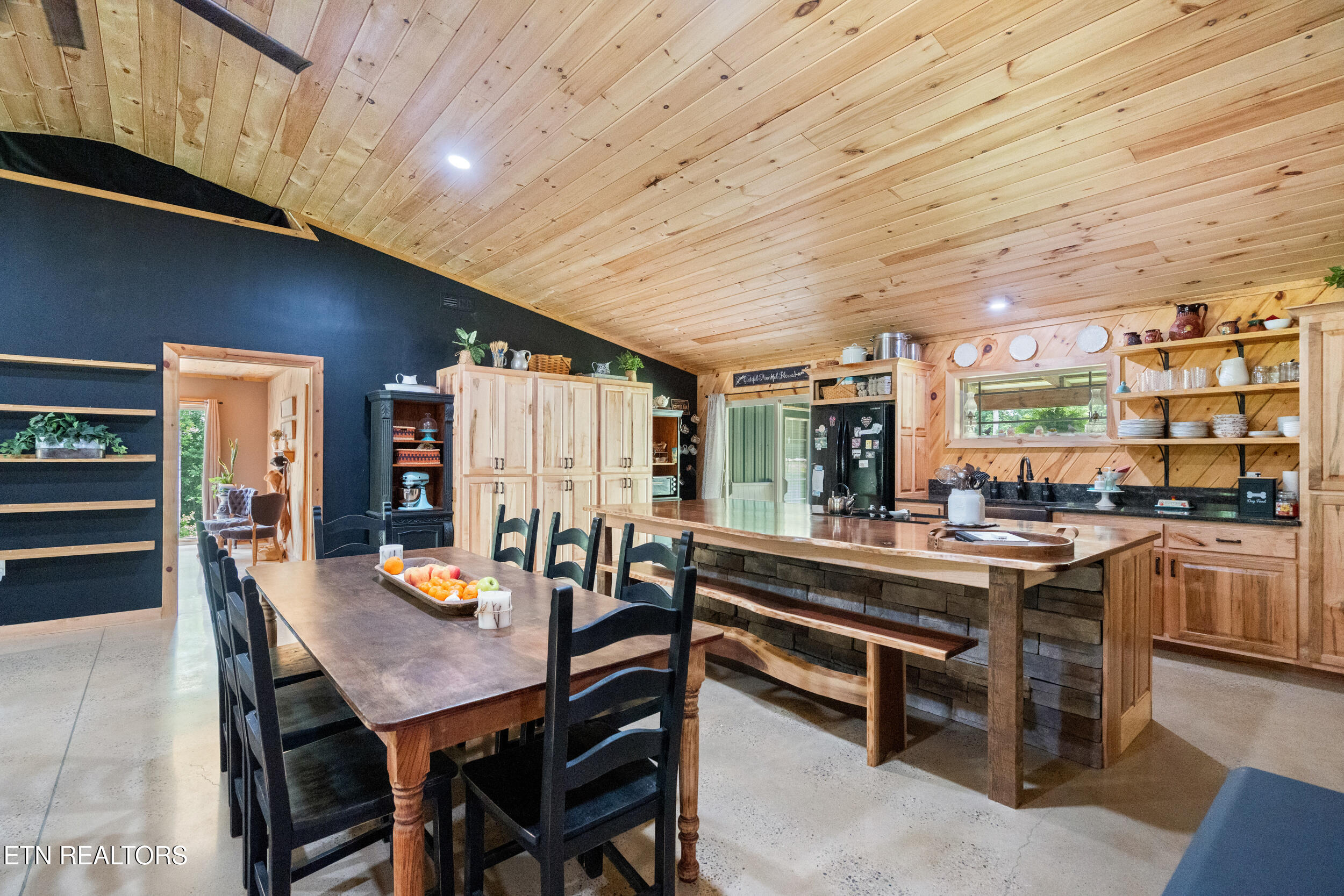 904 Meadows Drive Spencer TN 38585