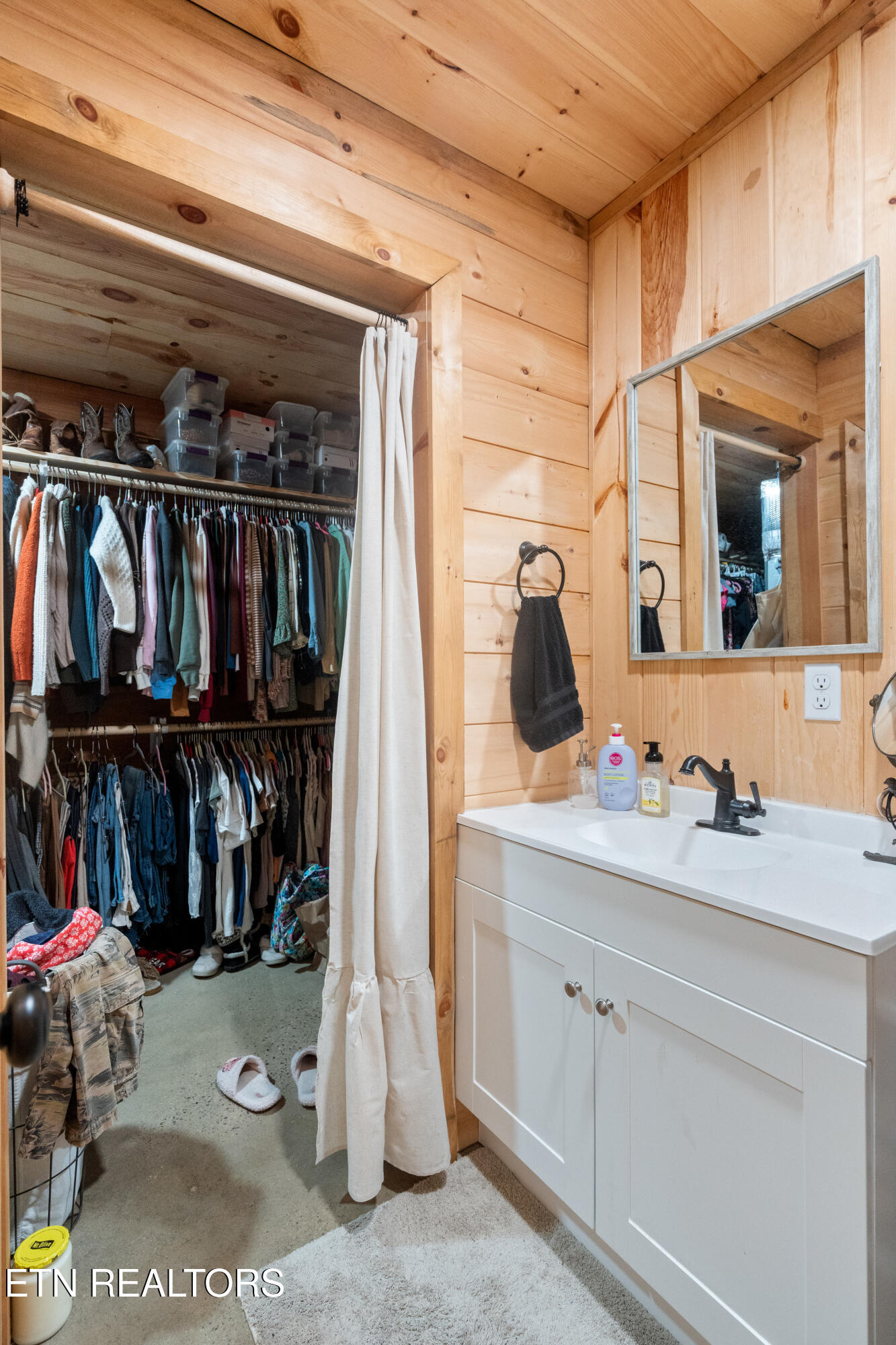 904 Meadows Drive Spencer TN 38585