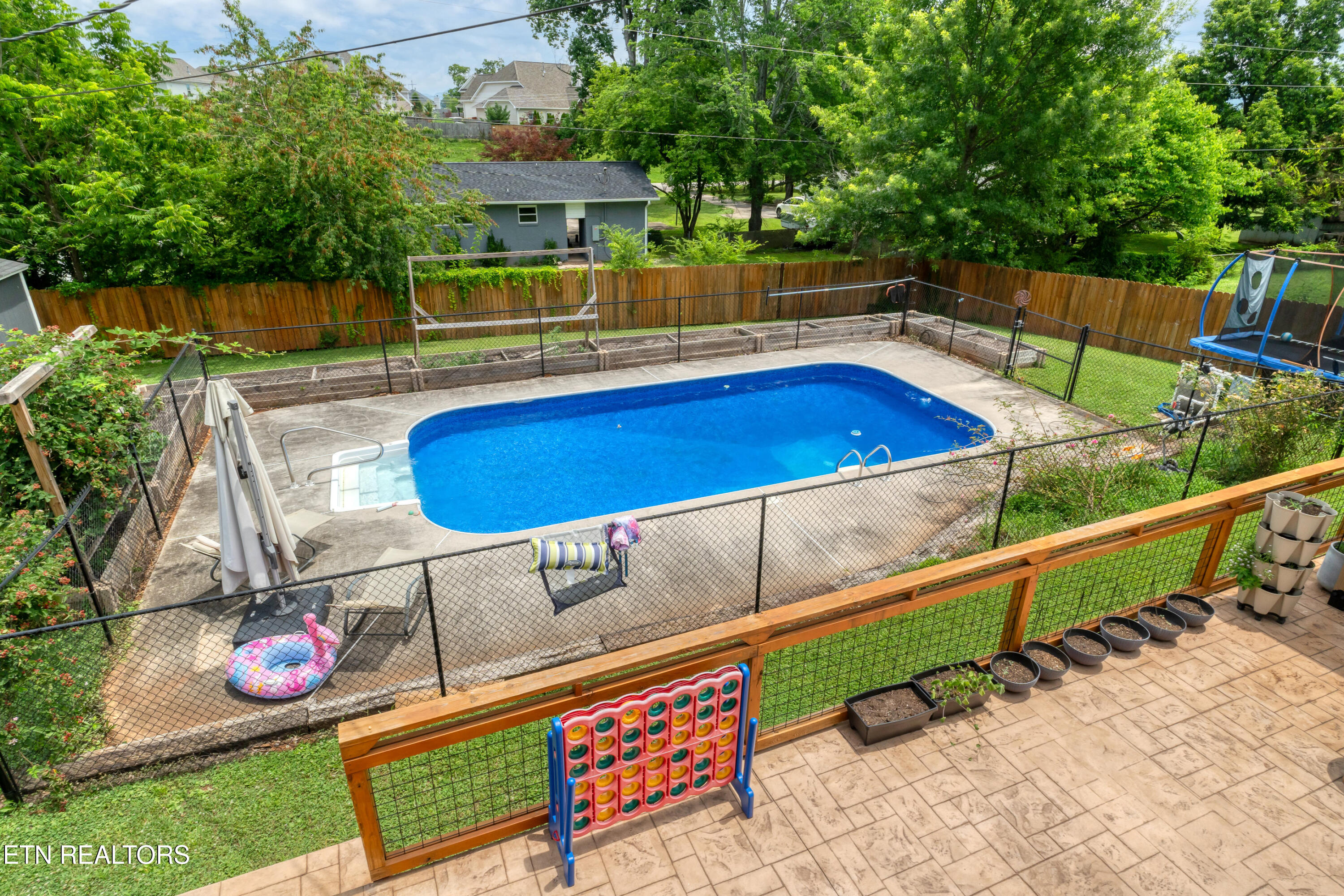 1207 Lenore Lane Maryville TN 37804