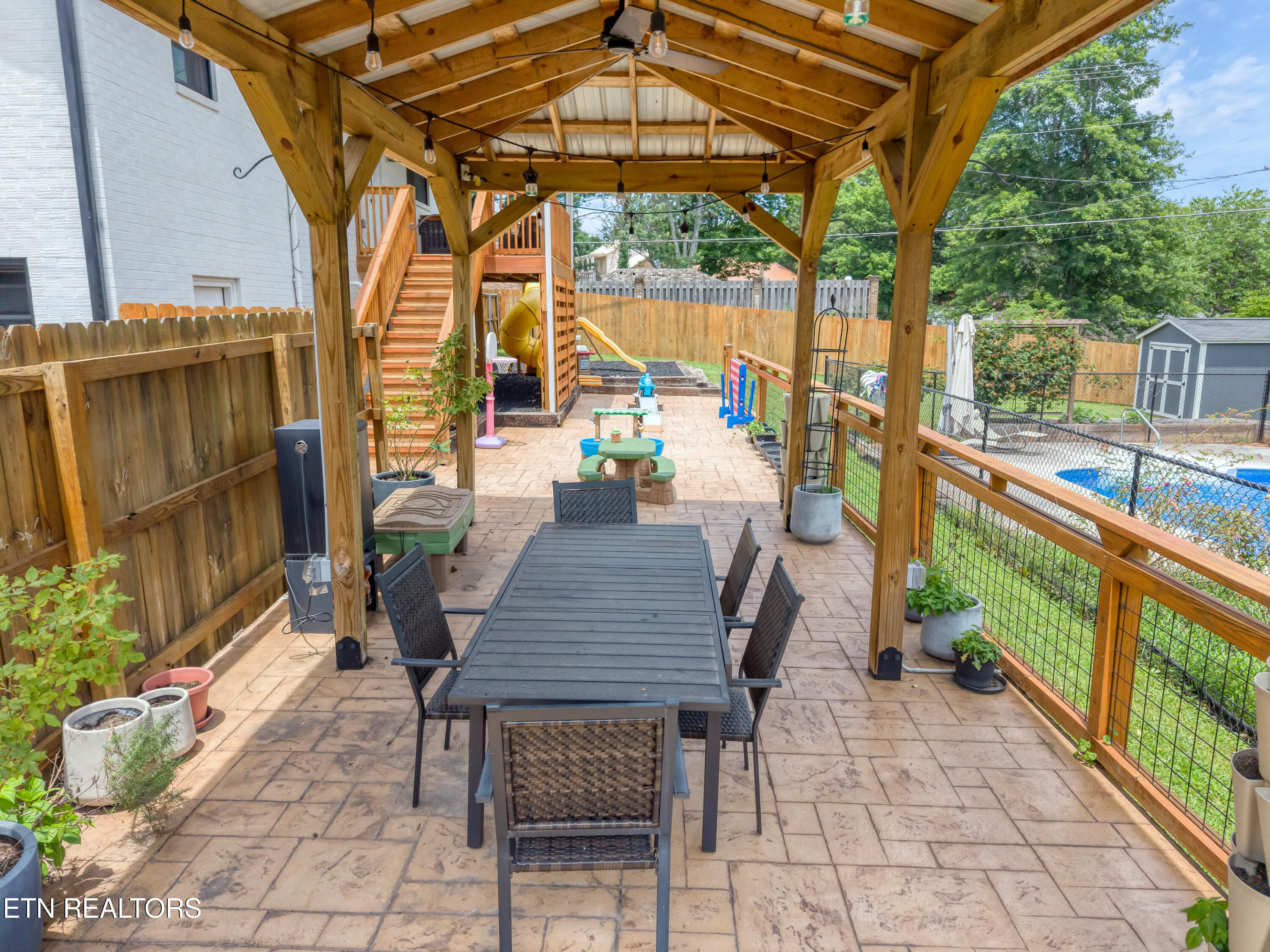 1207 Lenore Lane Maryville TN 37804