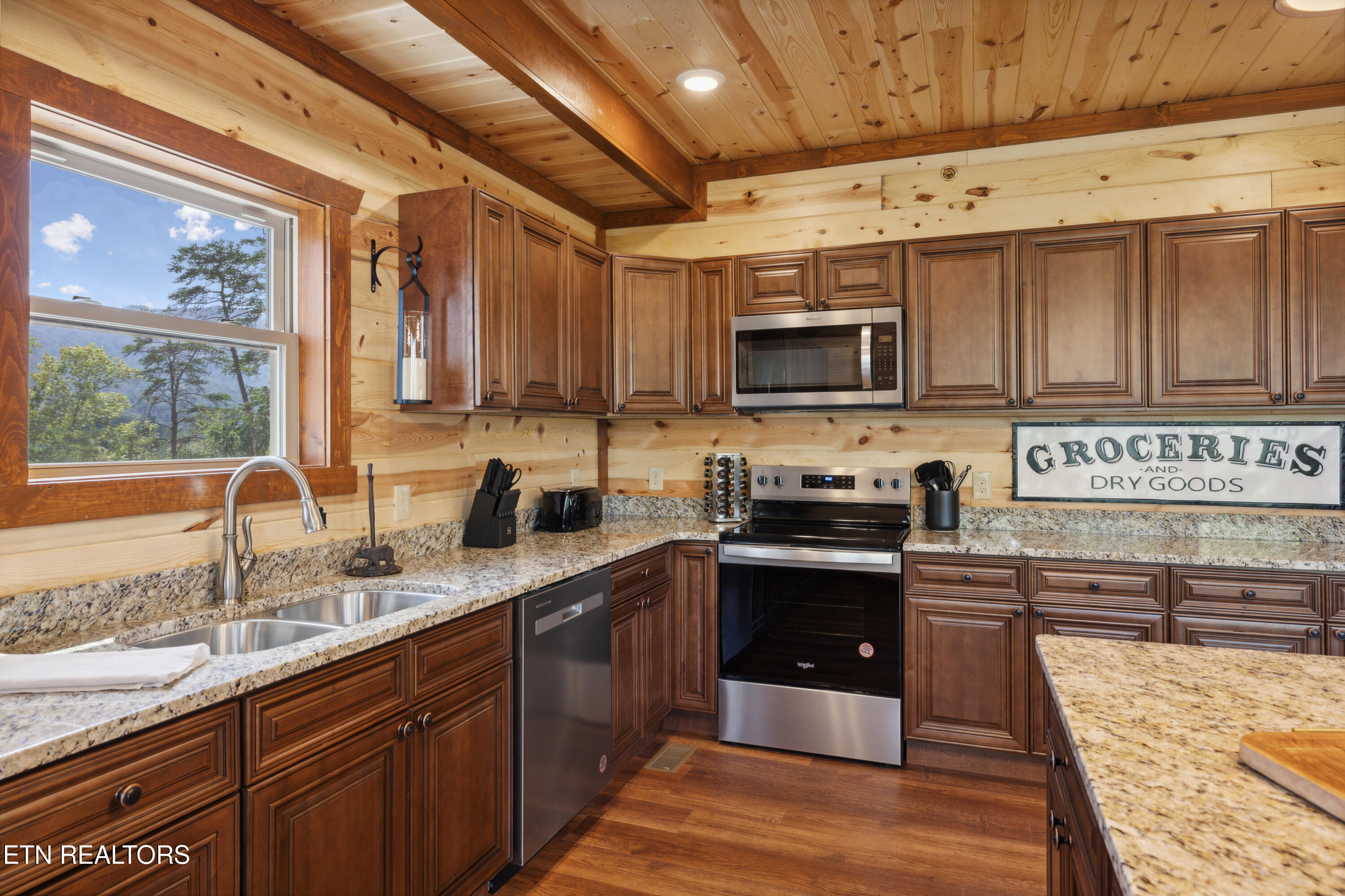 782 Bethlehem Way Sevierville TN 37876
