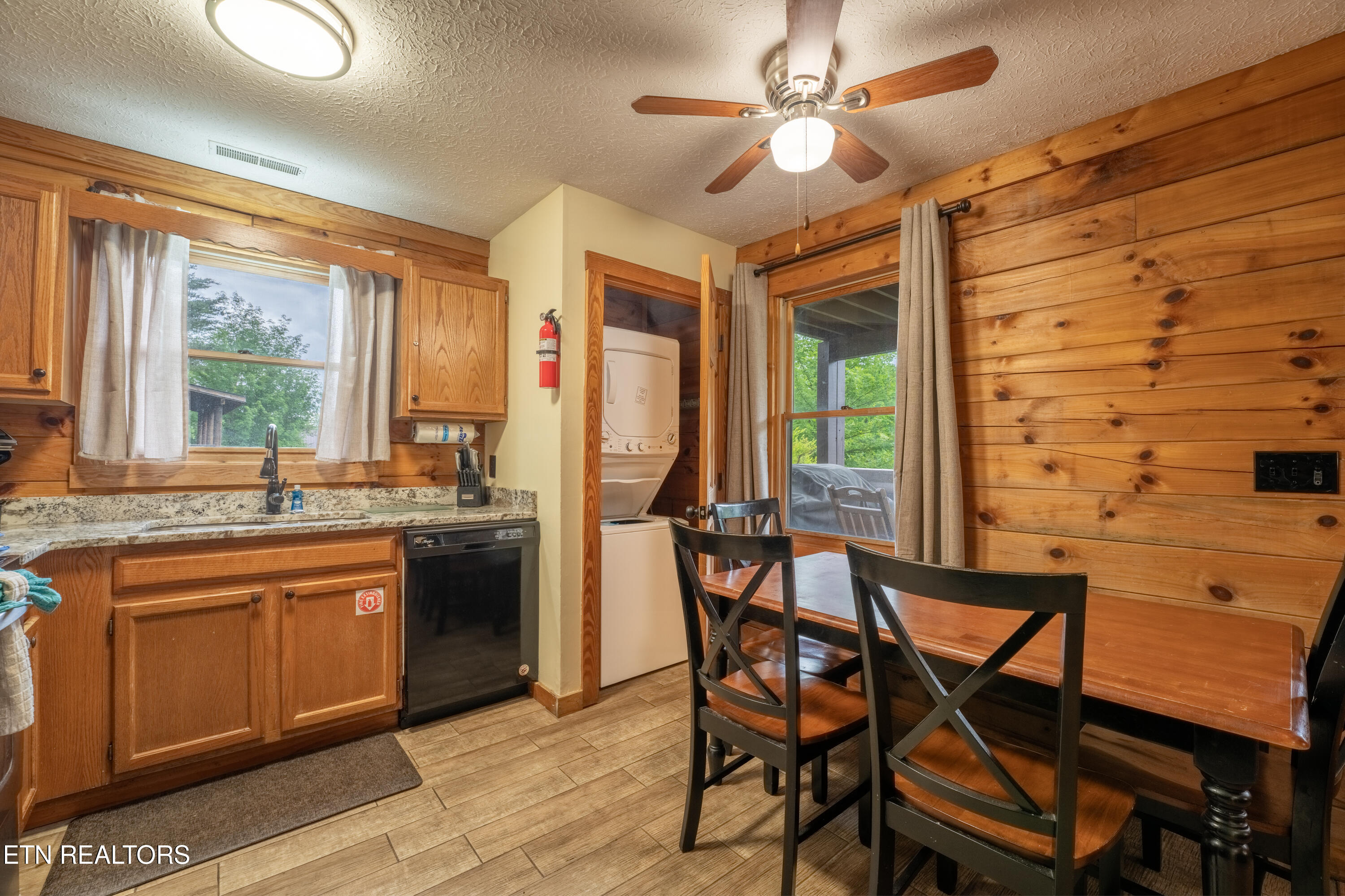 735 Kings Hills Boulevard Pigeon Forge TN 37863