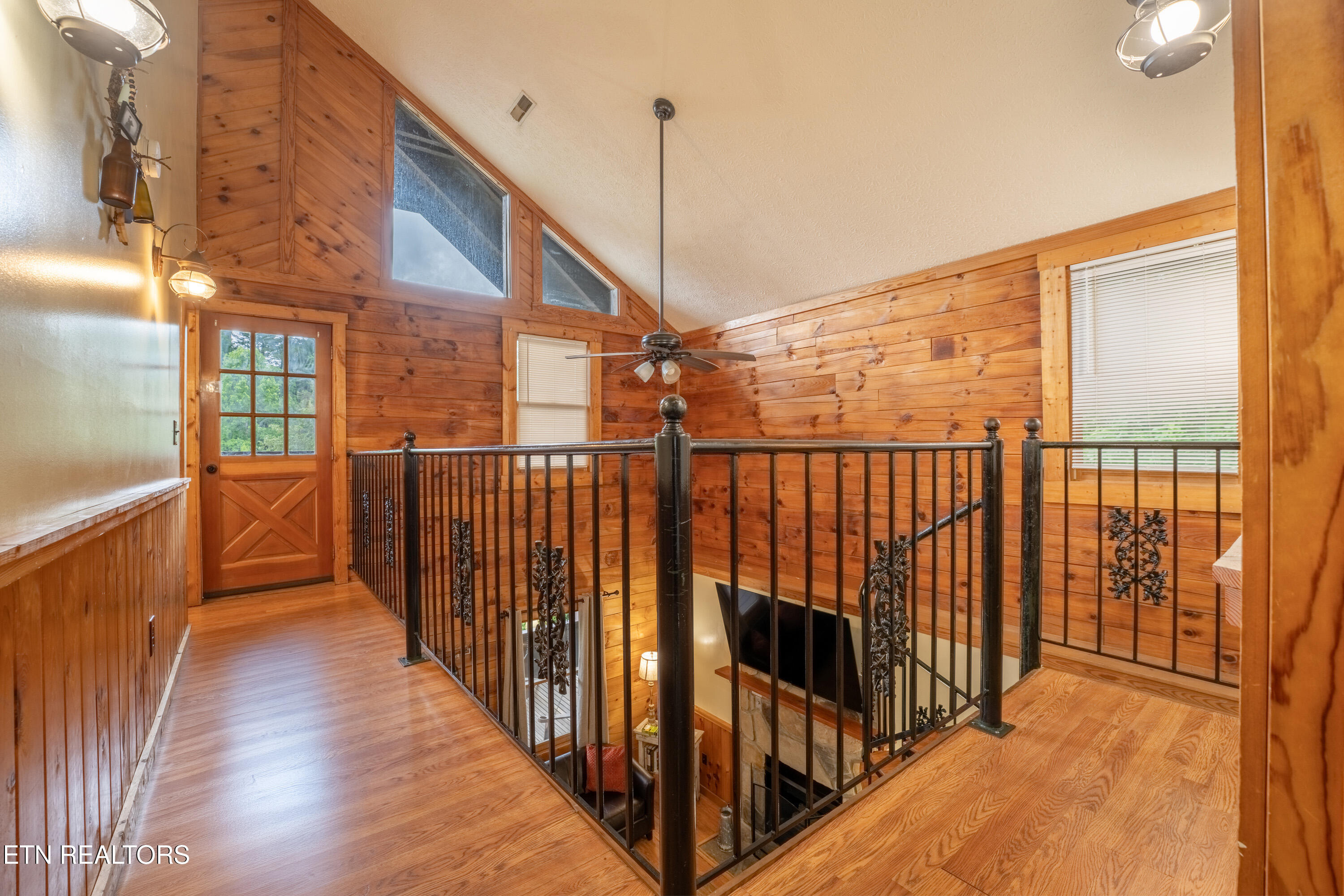 735 Kings Hills Boulevard Pigeon Forge TN 37863