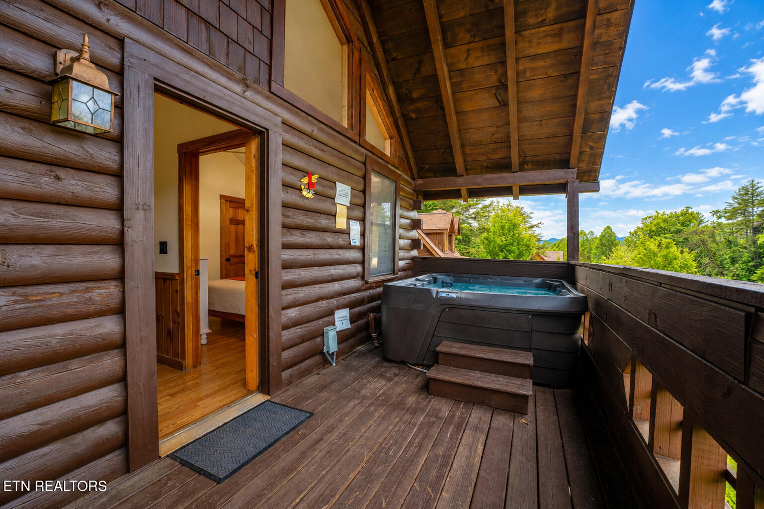 735 Kings Hills Boulevard Pigeon Forge TN 37863