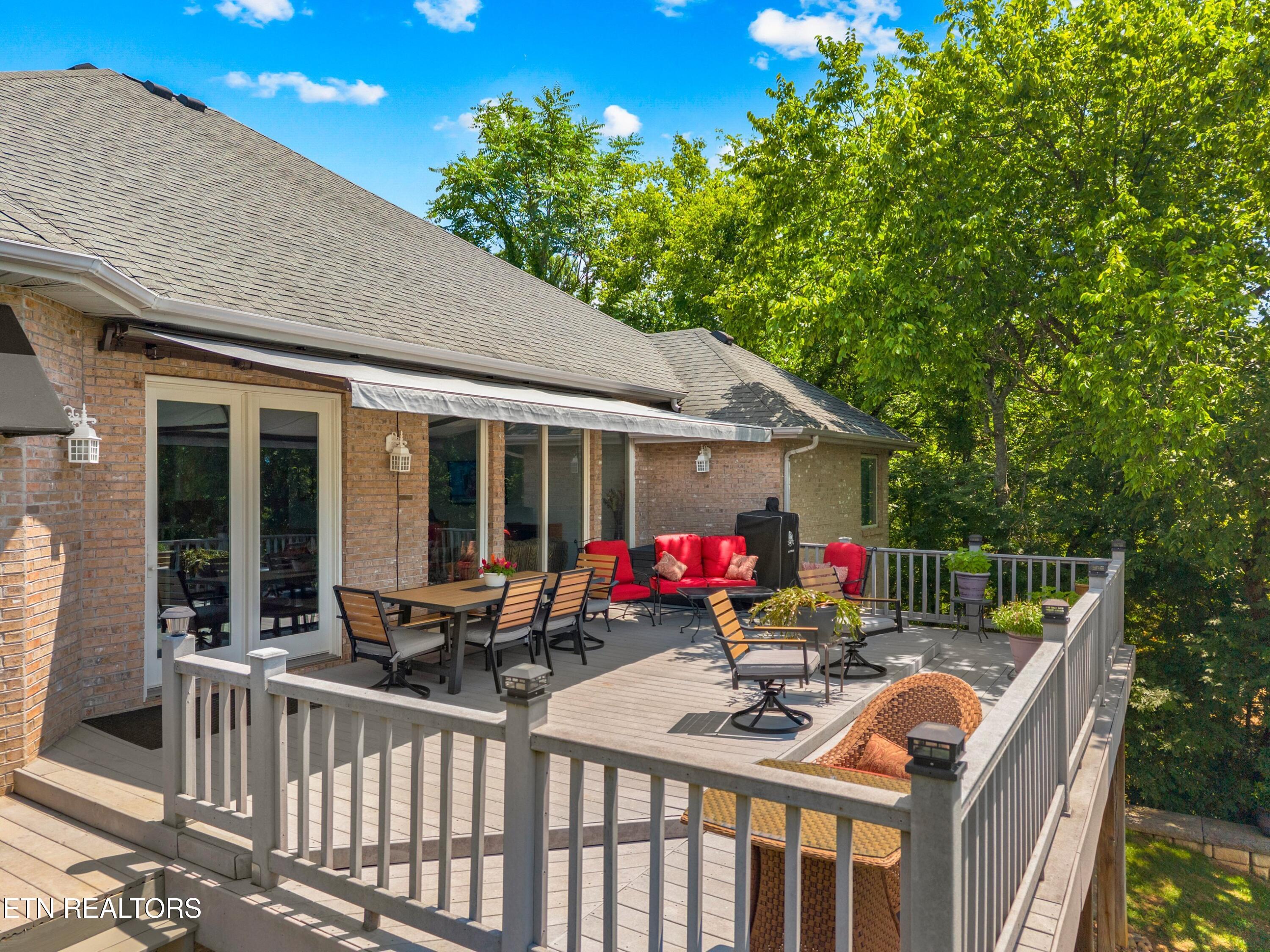 211 Mariners Way Dandridge TN 37725