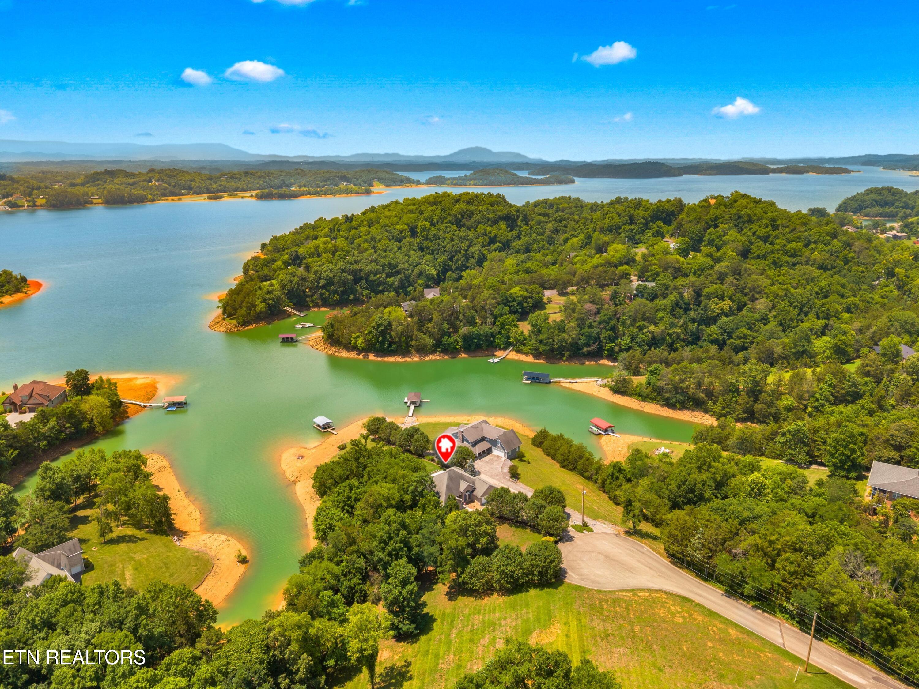 211 Mariners Way Dandridge TN 37725