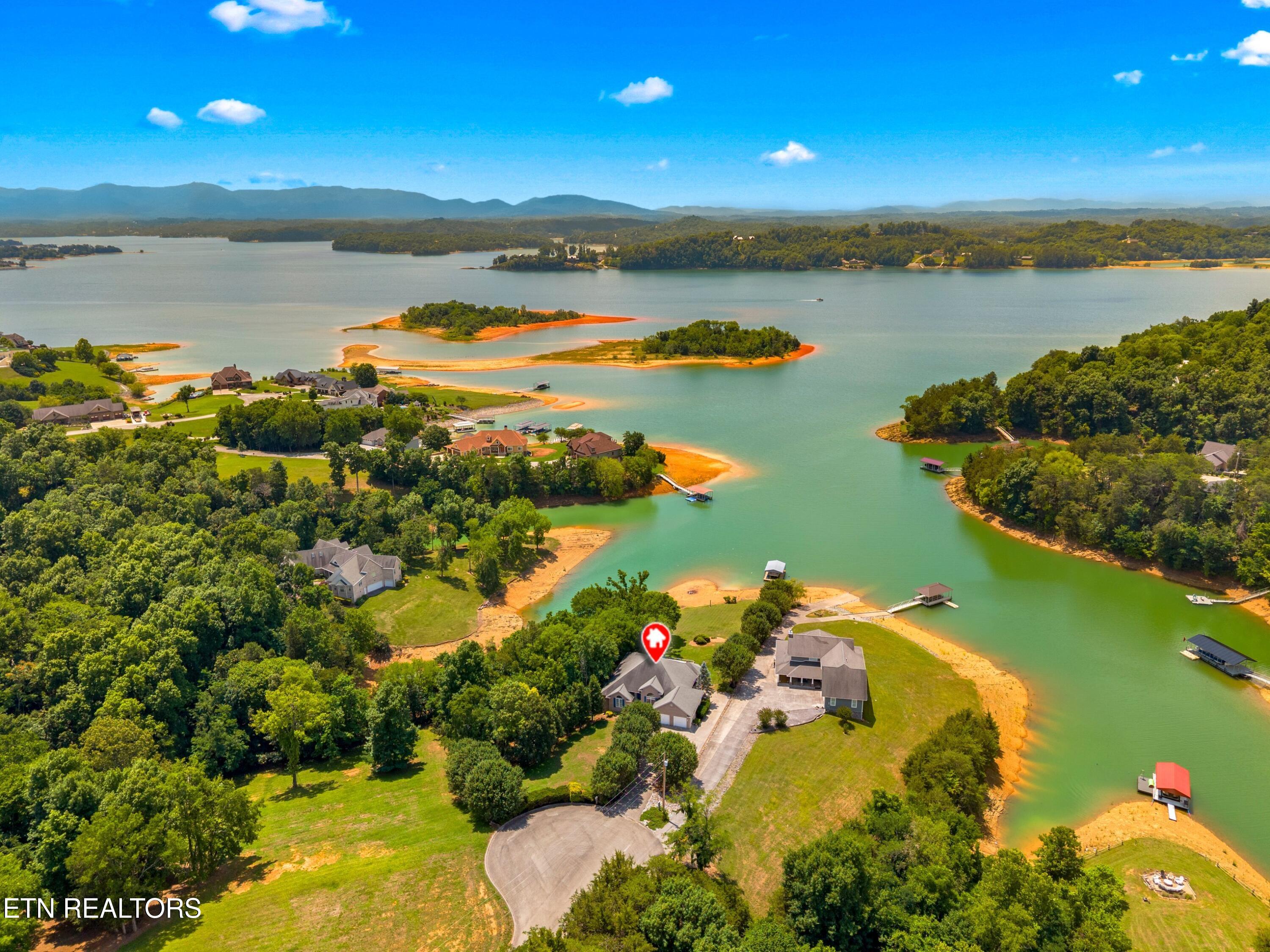 211 Mariners Way Dandridge TN 37725
