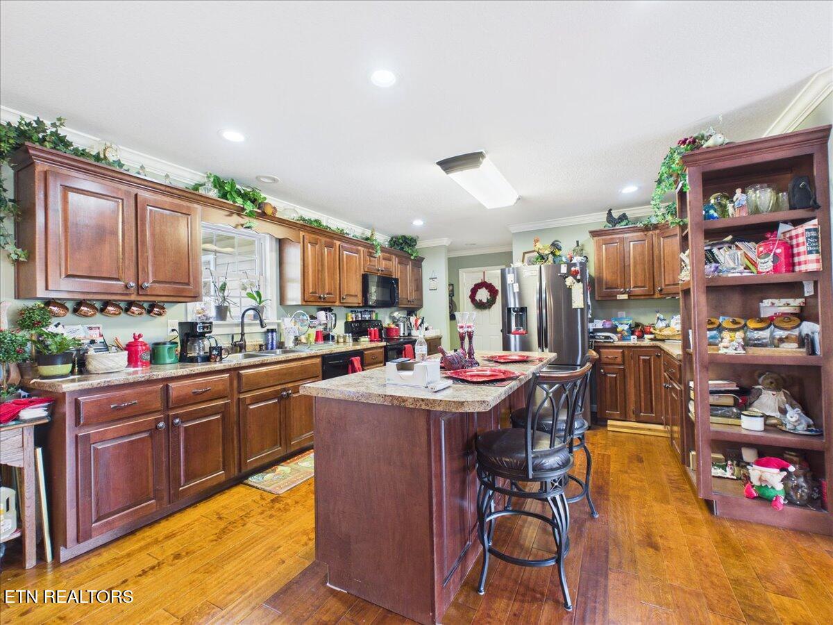 950 S. Coolidge Road Lafollette TN 37766