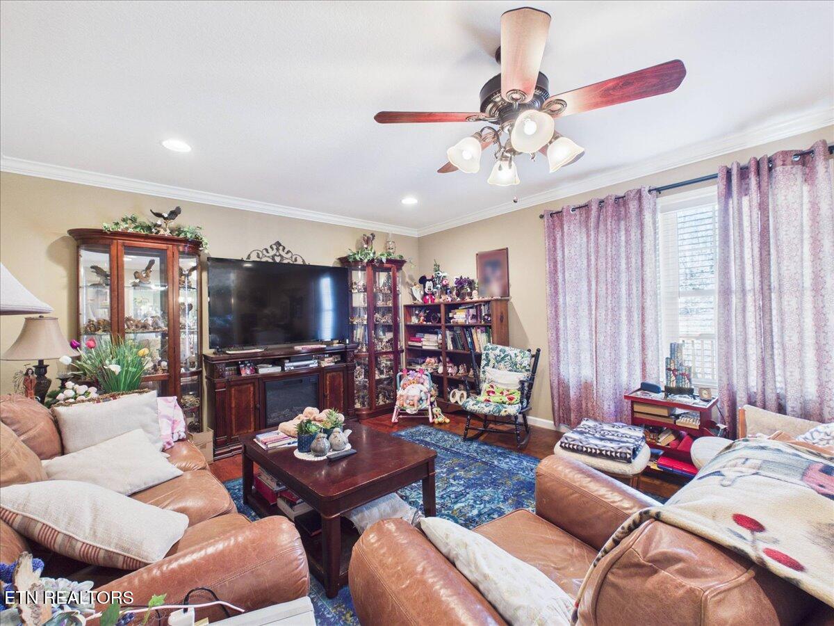 950 S. Coolidge Road Lafollette TN 37766
