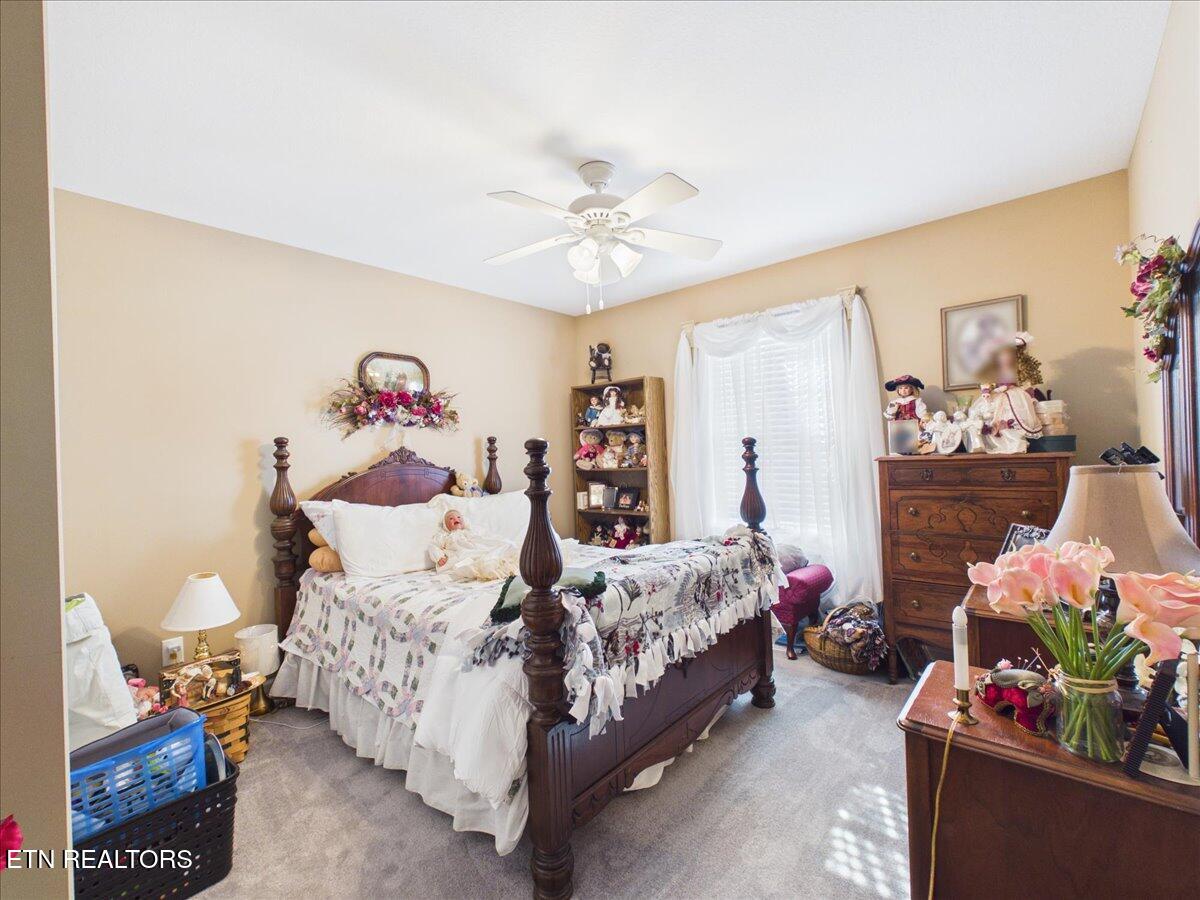 950 S. Coolidge Road Lafollette TN 37766