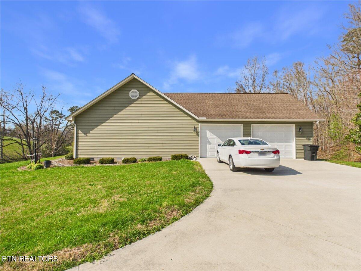 950 S. Coolidge Road Lafollette TN 37766
