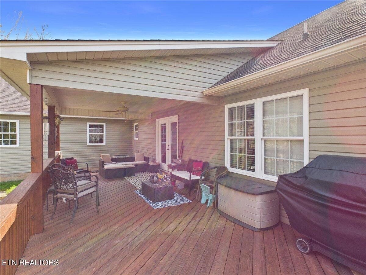 950 S. Coolidge Road Lafollette TN 37766