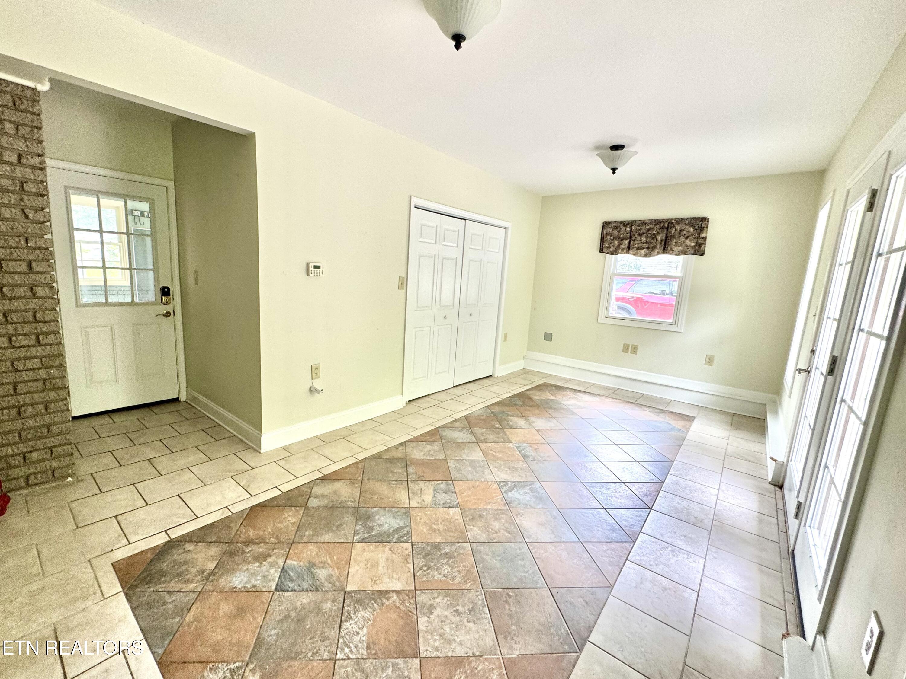 7313 Stockton Drive Knoxville TN 37909
