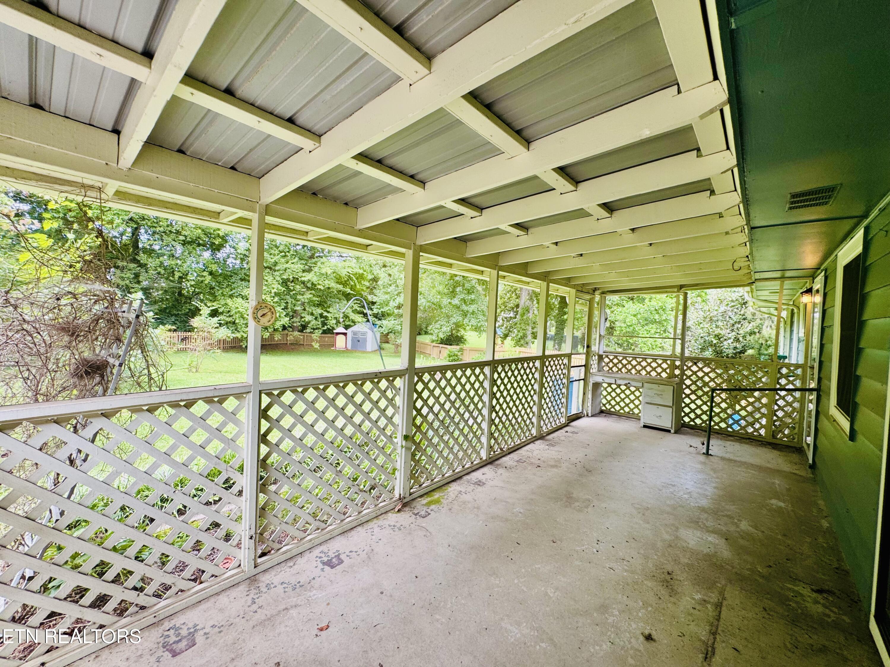 7313 Stockton Drive Knoxville TN 37909