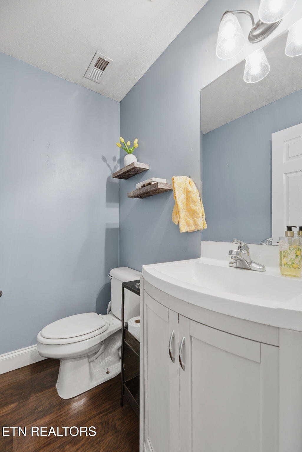 1632 Autumn Brook Drive Maryville TN 37801