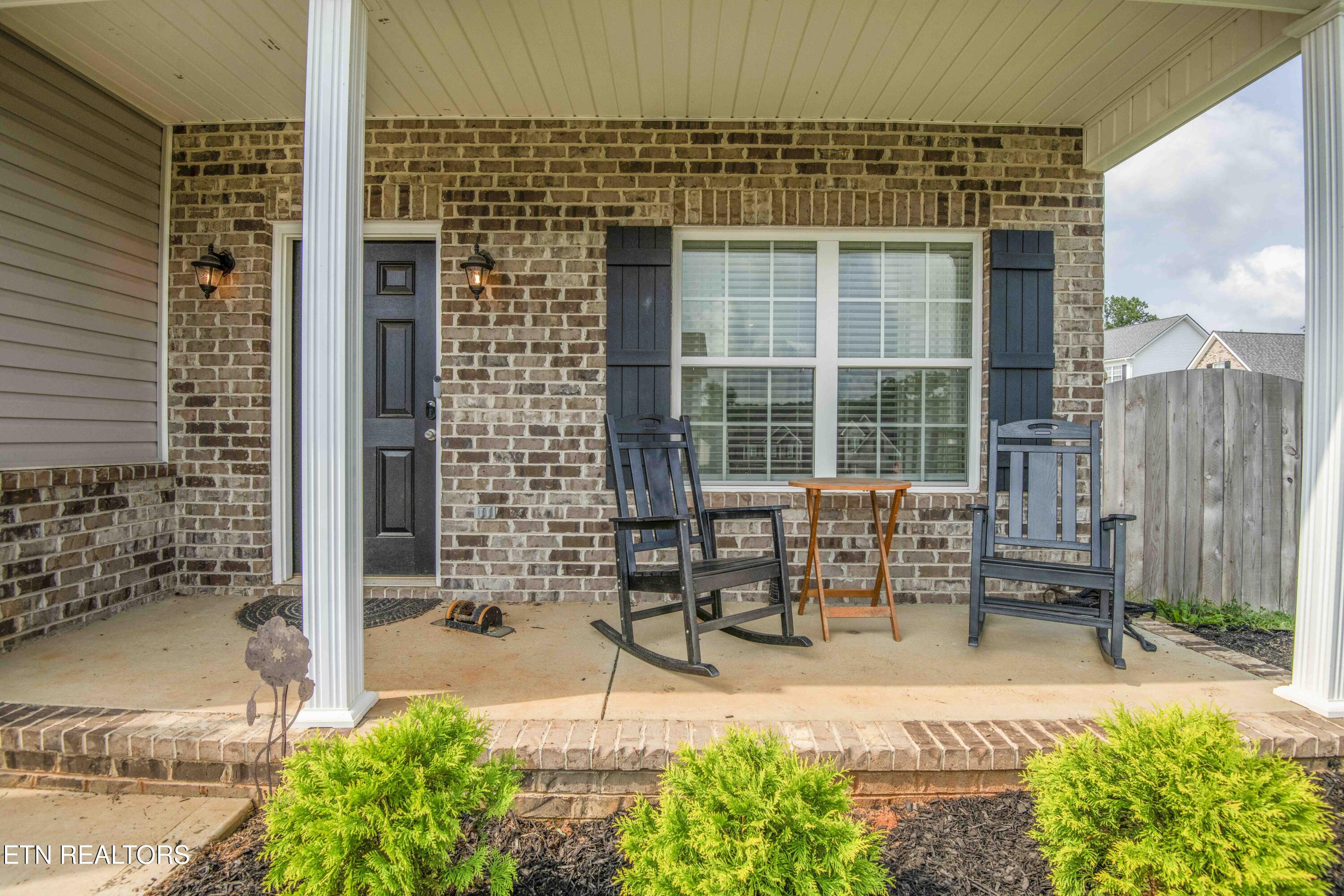 7735 Honey Oaks Road Corryton TN 37721