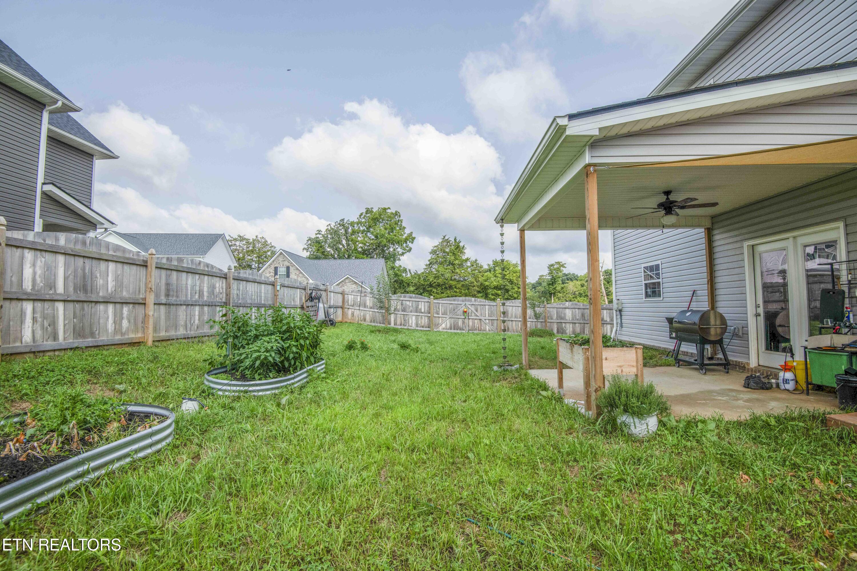 7735 Honey Oaks Road Corryton TN 37721