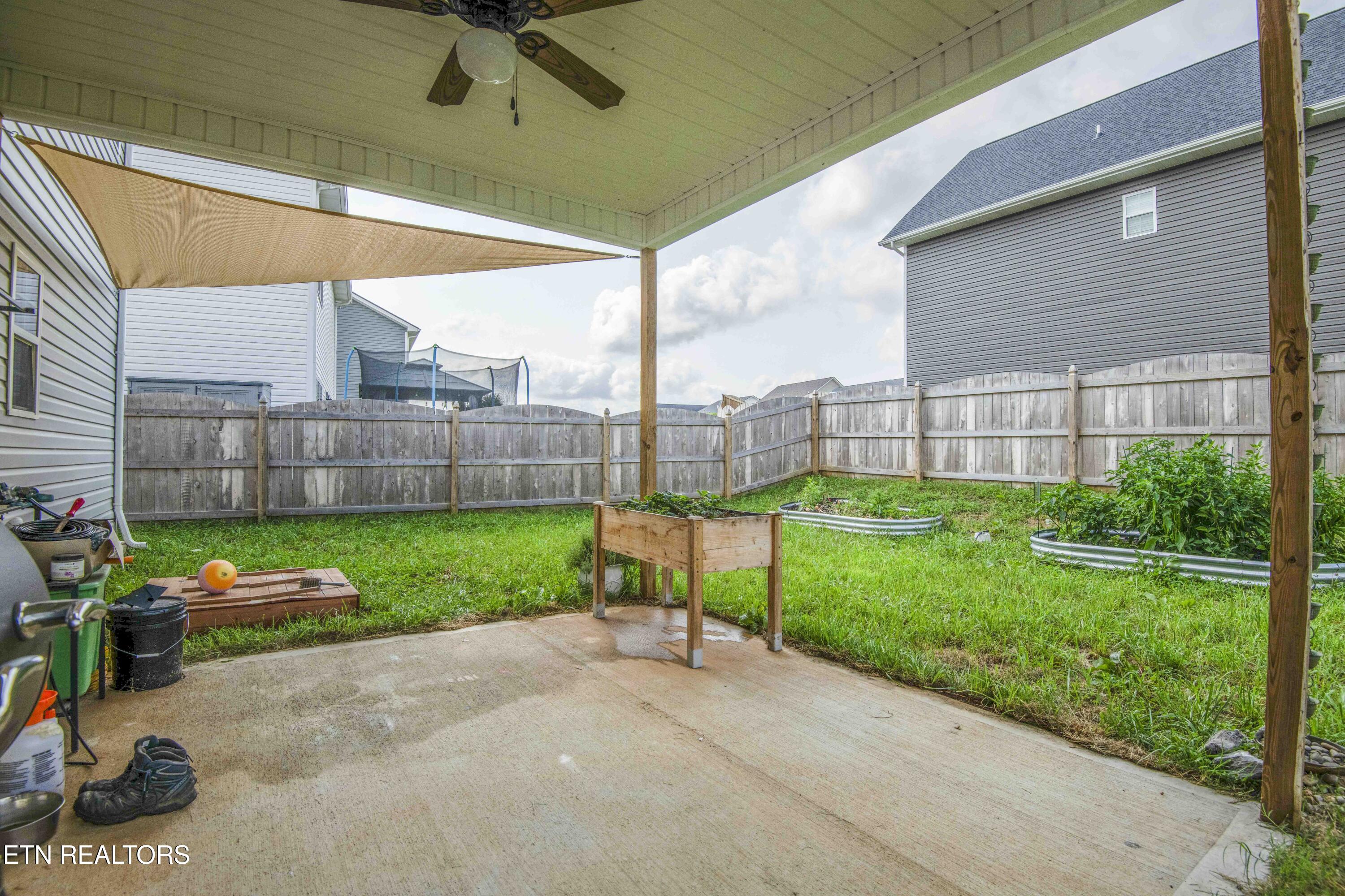 7735 Honey Oaks Road Corryton TN 37721