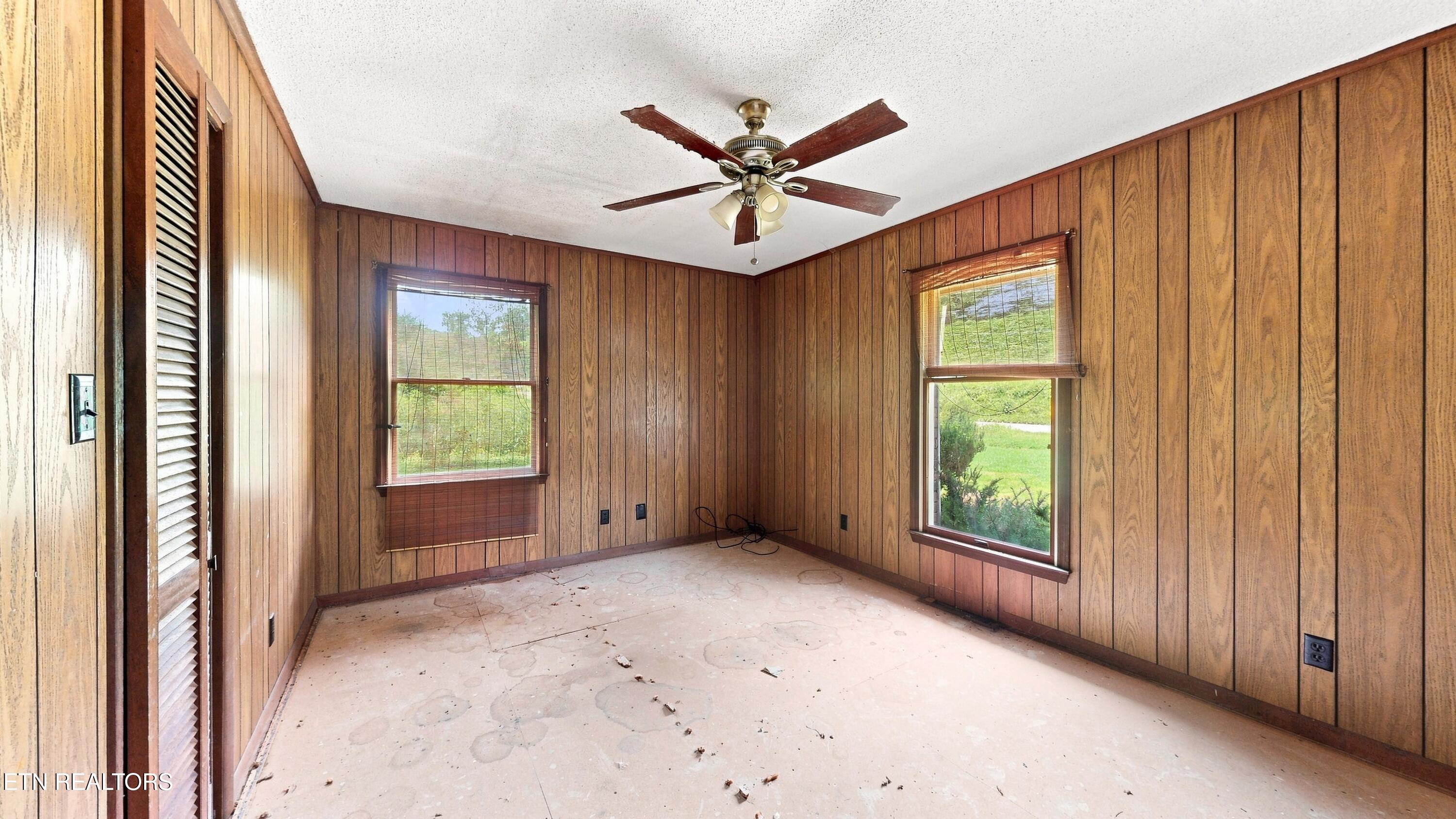 1588 Tn-116 Caryville TN 37714