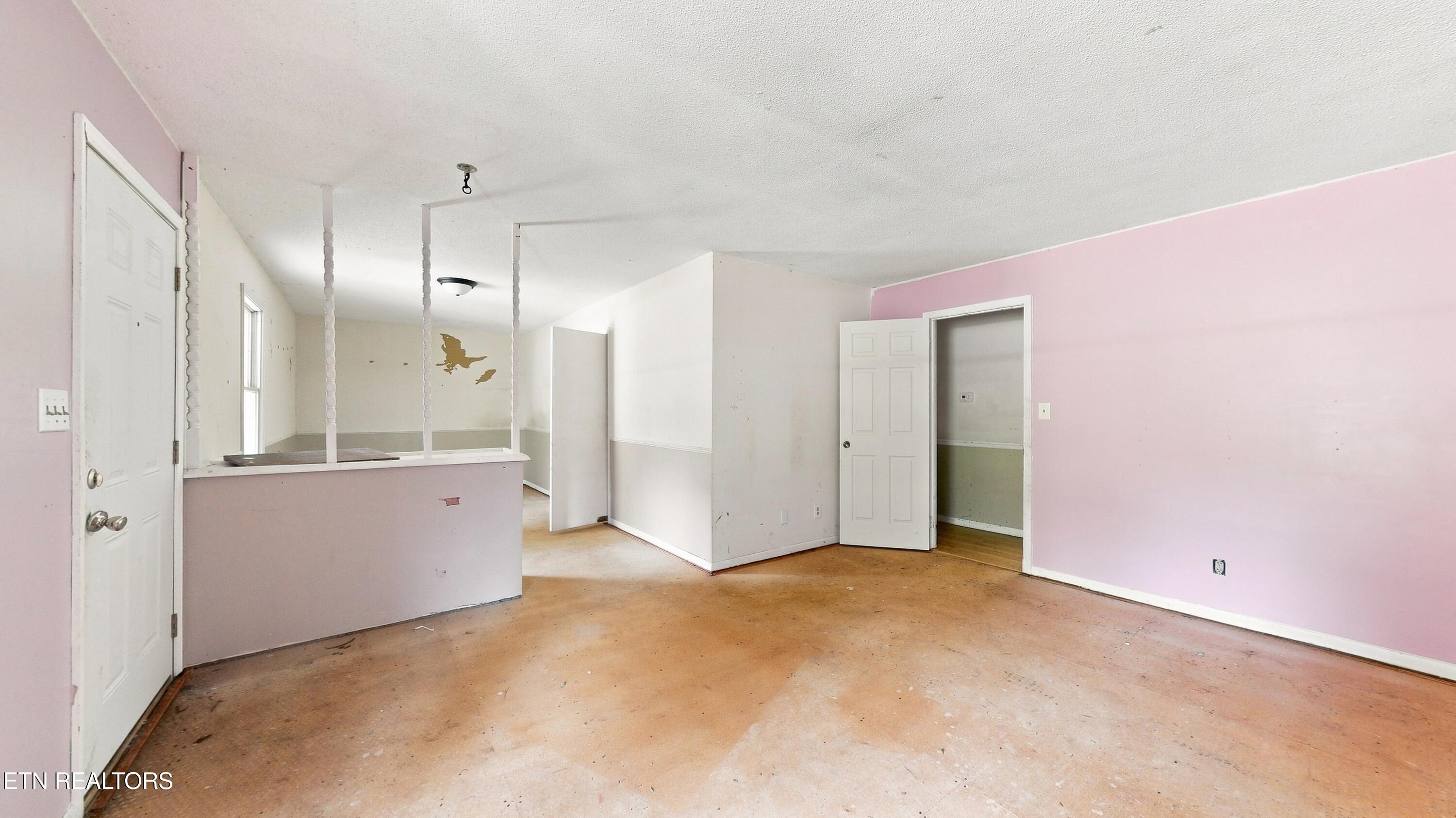 1588 Tn-116 Caryville TN 37714