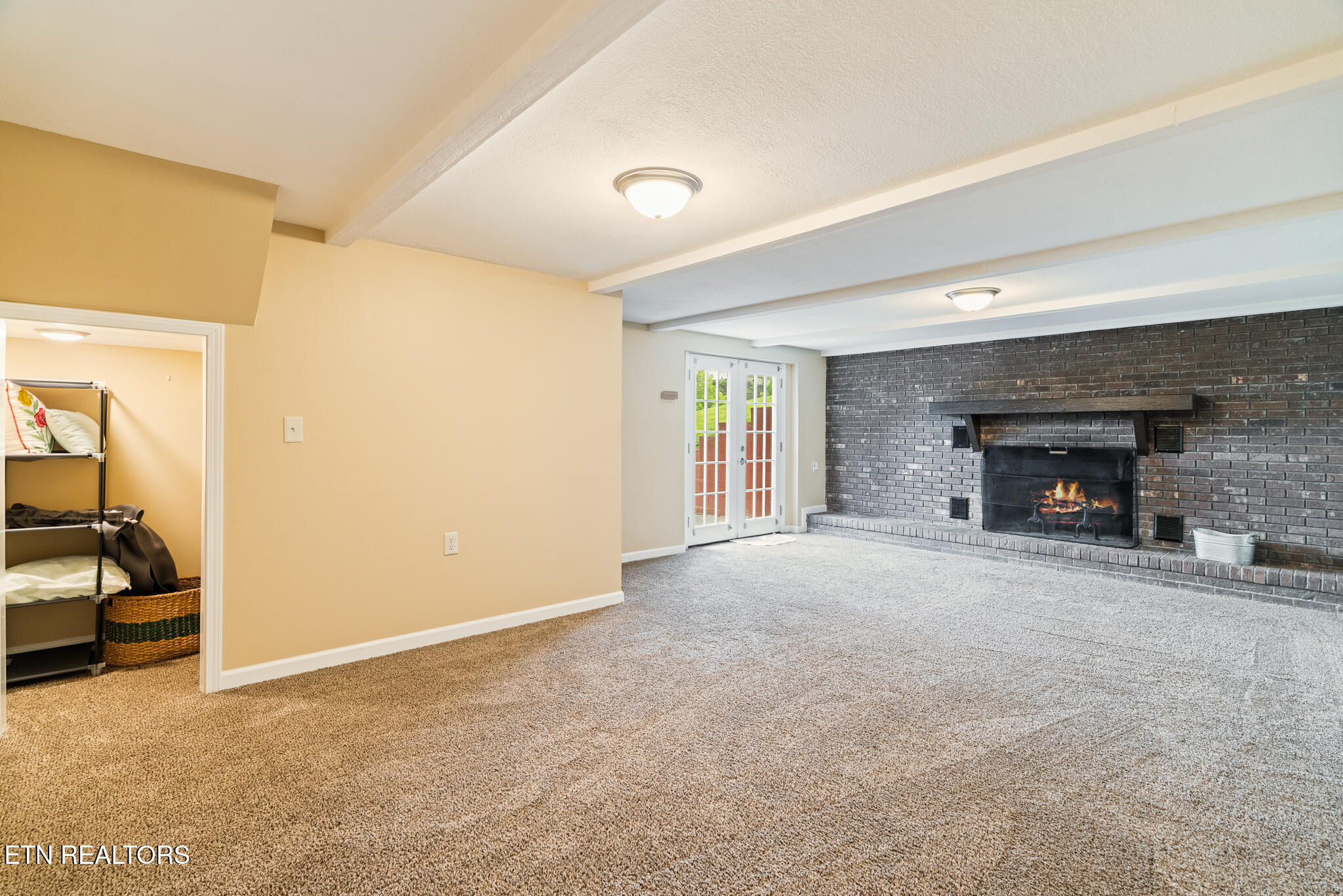 5145 Cedar Church Lane Greenback TN 37742