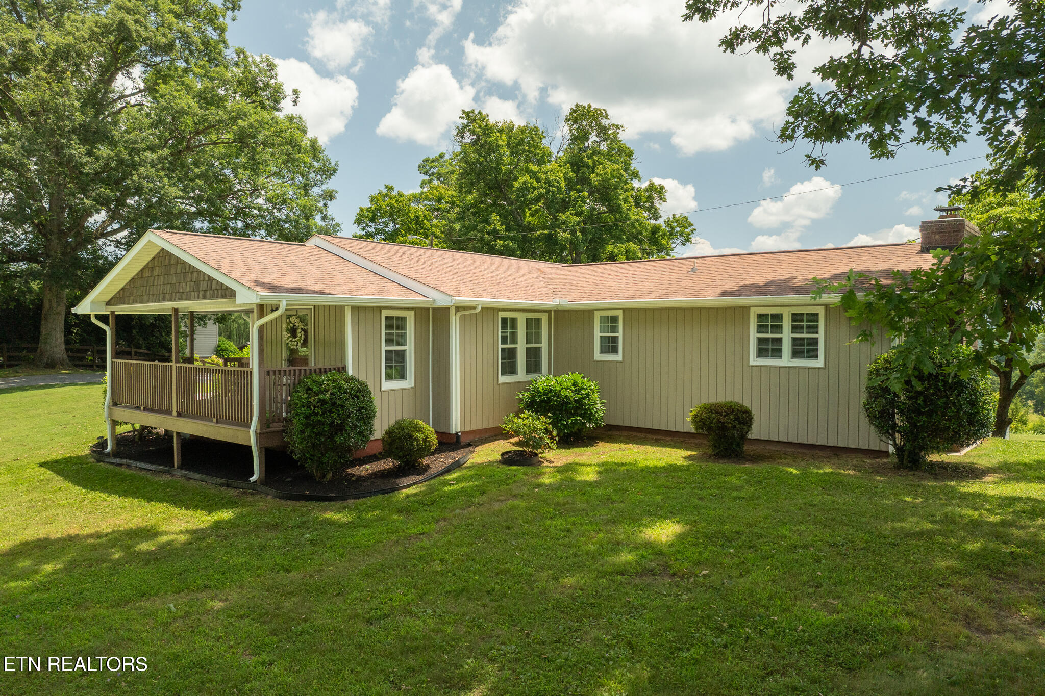 5145 Cedar Church Lane Greenback TN 37742