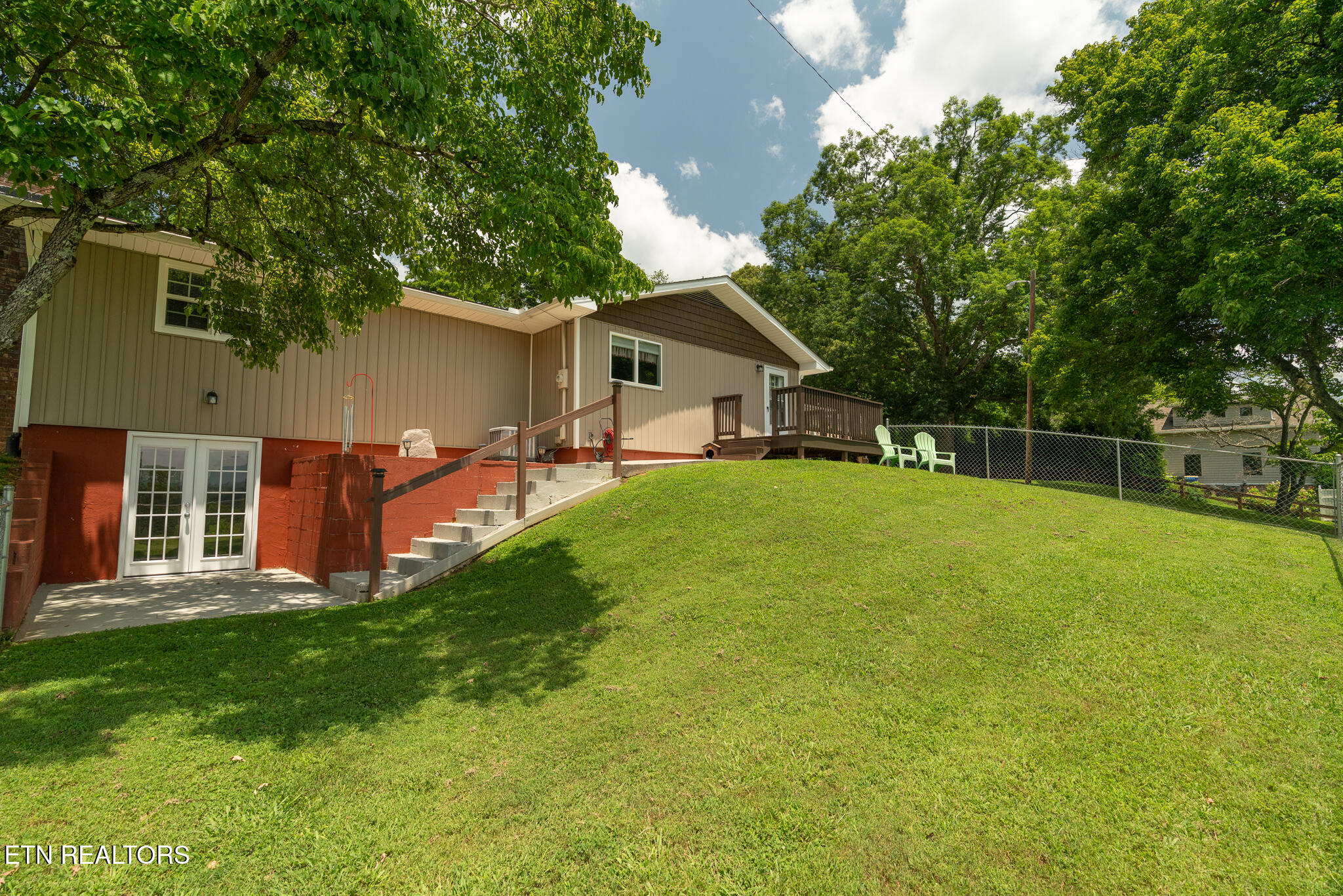 5145 Cedar Church Lane Greenback TN 37742