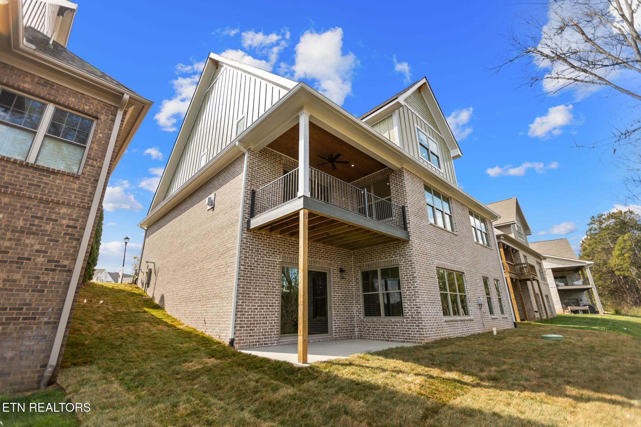 2260 Misty Mountain Circle Knoxville TN 37932