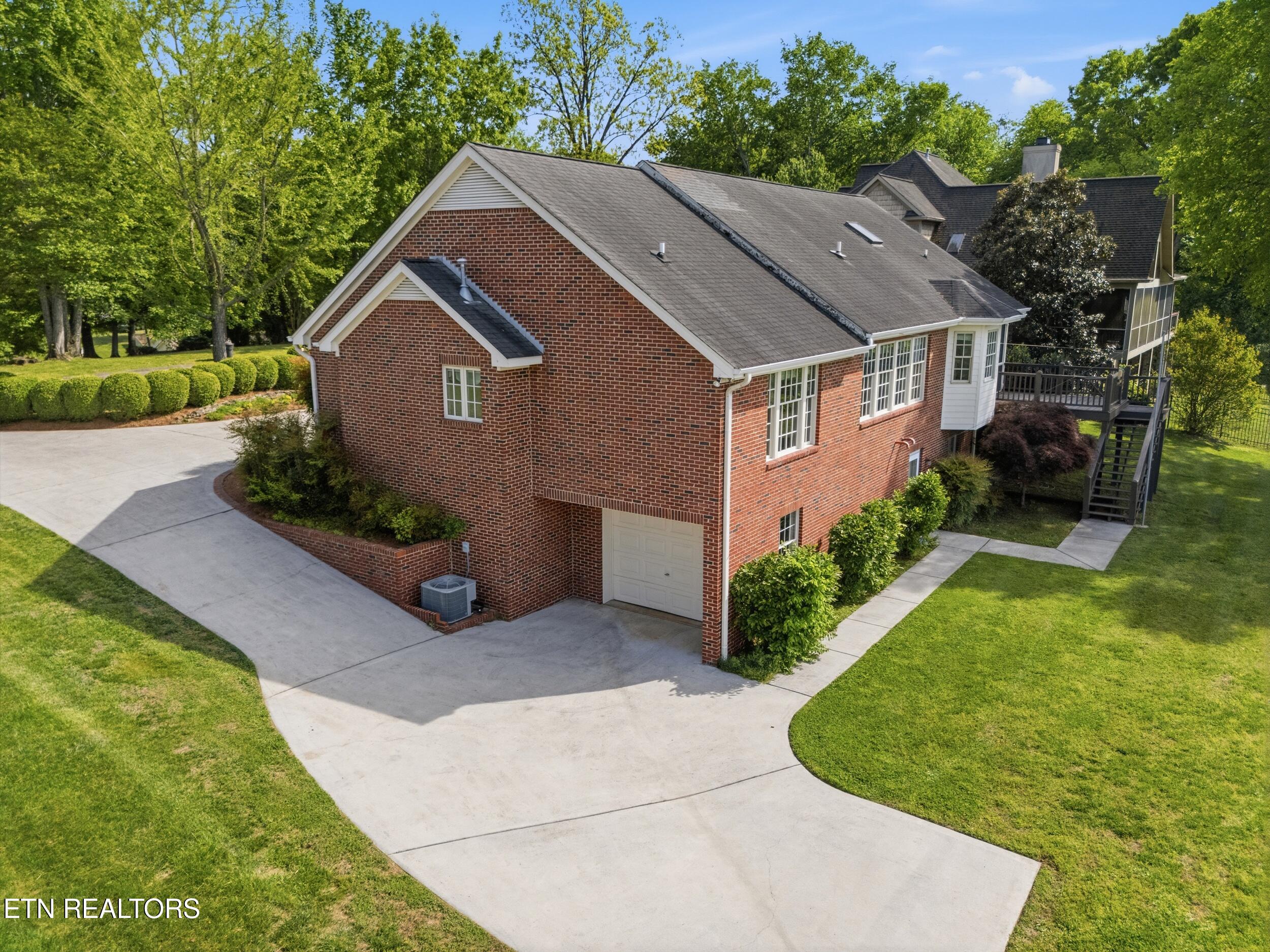 633 Fort Hill Street Loudon TN 37774