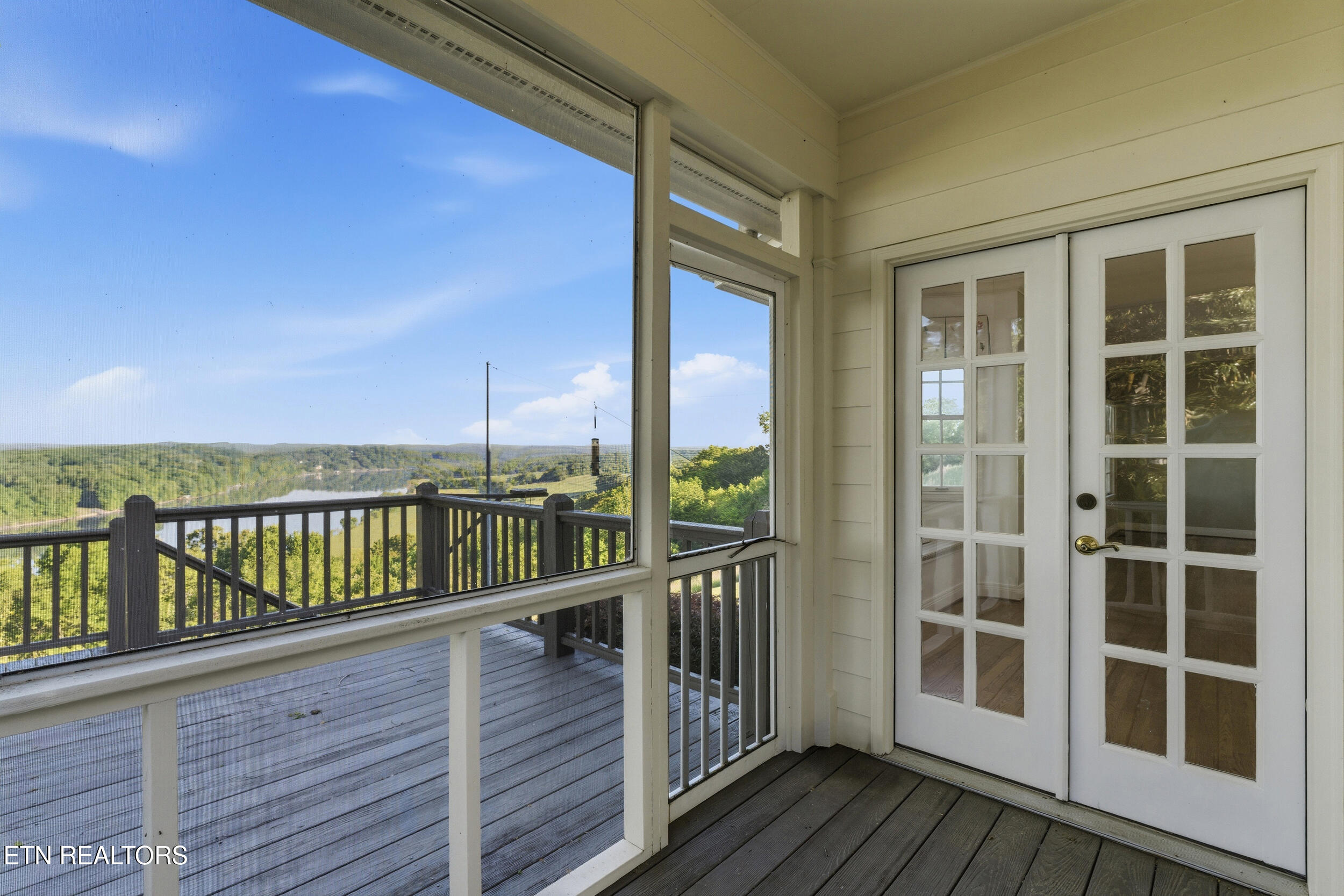 633 Fort Hill Street Loudon TN 37774