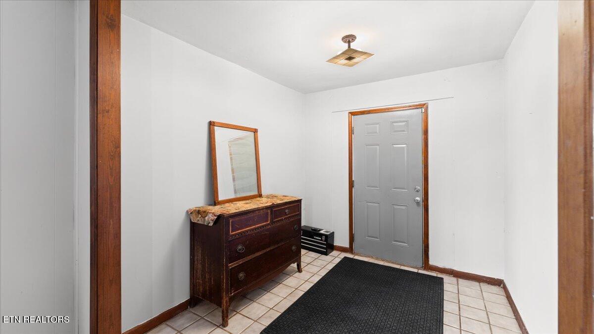 2956 Clover Hill Ridge Road Maryville TN 37801