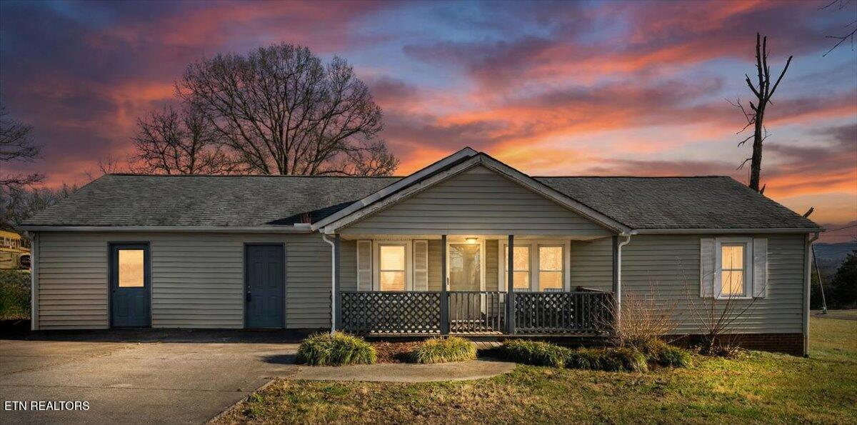 2956 Clover Hill Ridge Road Maryville TN 37801