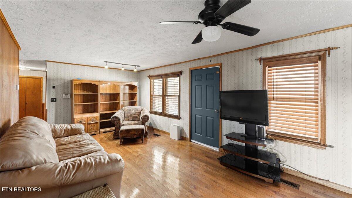 2956 Clover Hill Ridge Road Maryville TN 37801