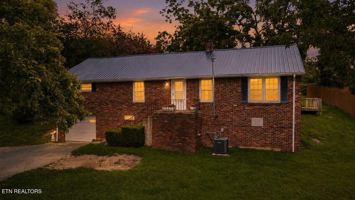 503 S Indiana Avenue Lafollette TN 37766