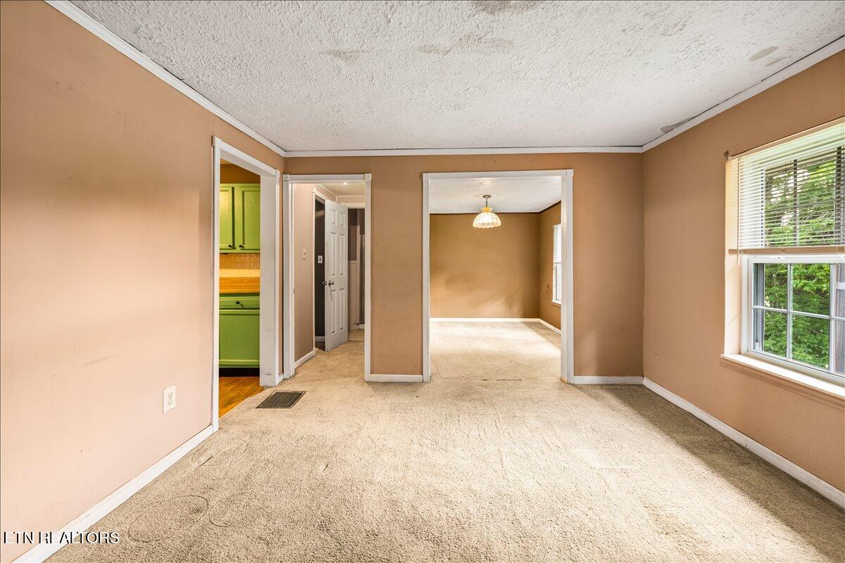 503 S Indiana Avenue Lafollette TN 37766