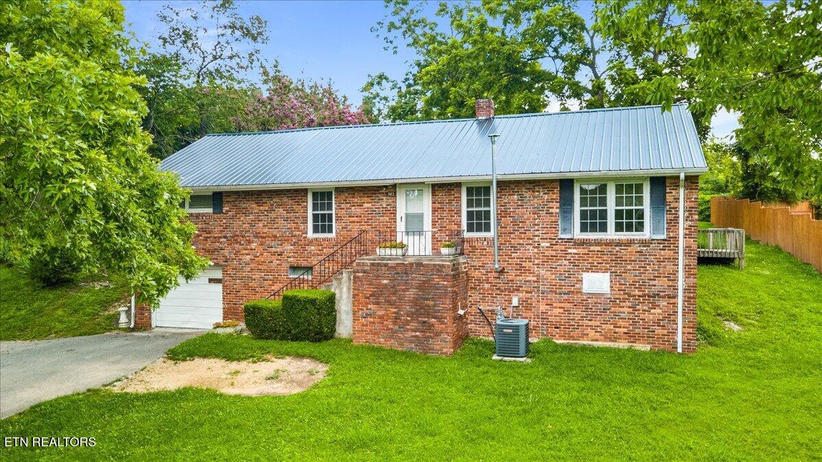 503 S Indiana Avenue Lafollette TN 37766