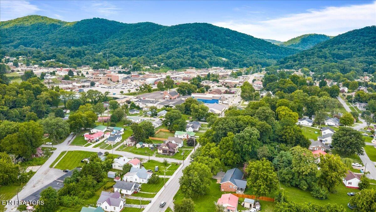 503 S Indiana Avenue Lafollette TN 37766