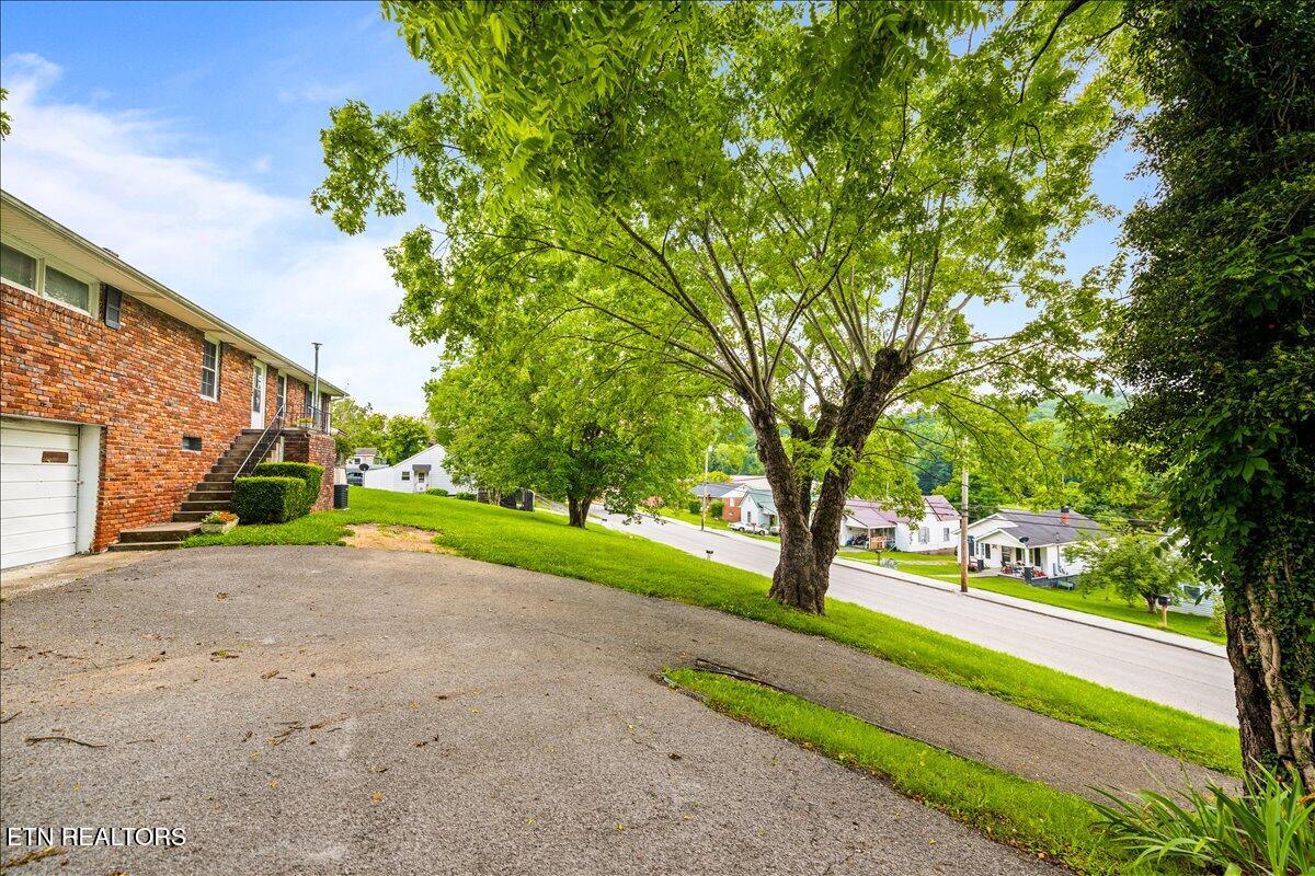 503 S Indiana Avenue Lafollette TN 37766