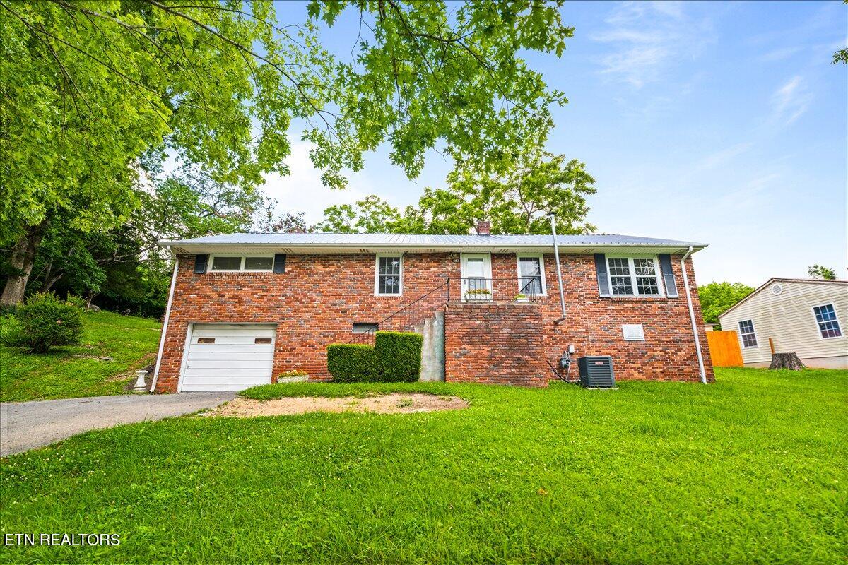 503 S Indiana Avenue Lafollette TN 37766