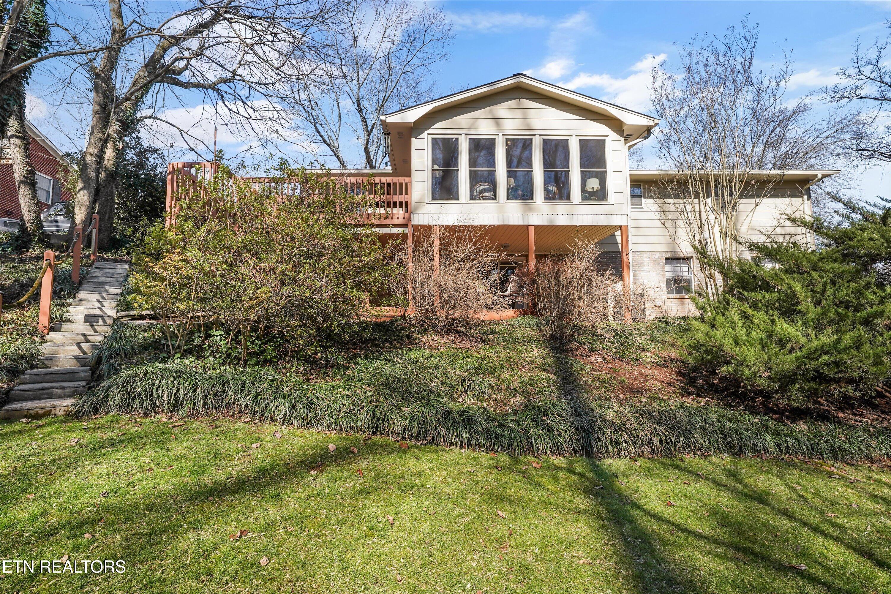7832 Luxmore Drive Knoxville TN 37919