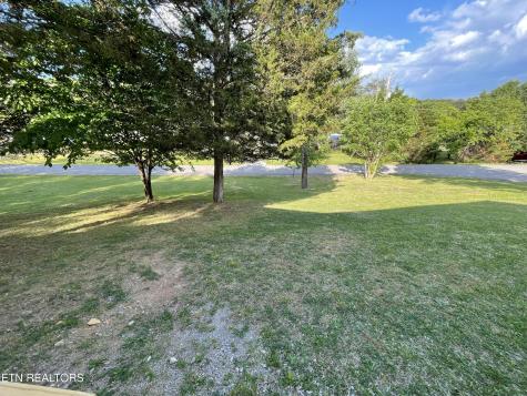110 3RD Street Corryton TN 37721