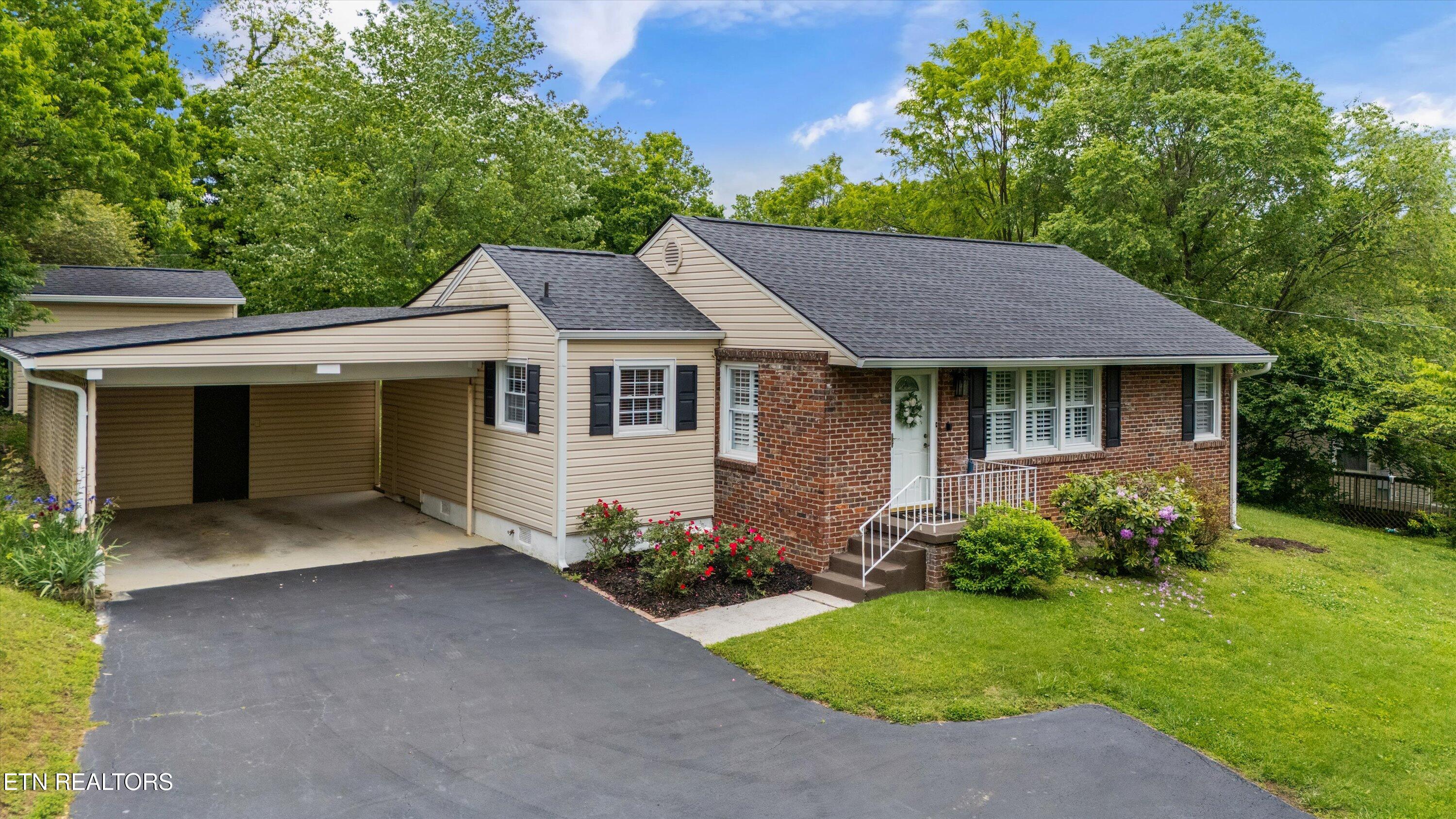 5702 Dogwood Road Knoxville TN 37918